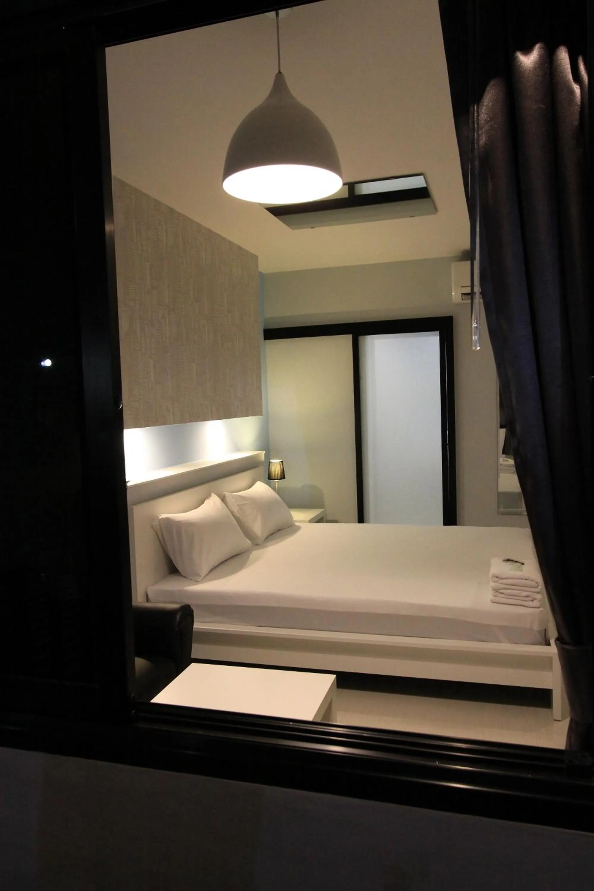 Standard Double Room with Balcony in Eazy Motel B.a.n.g.n.a