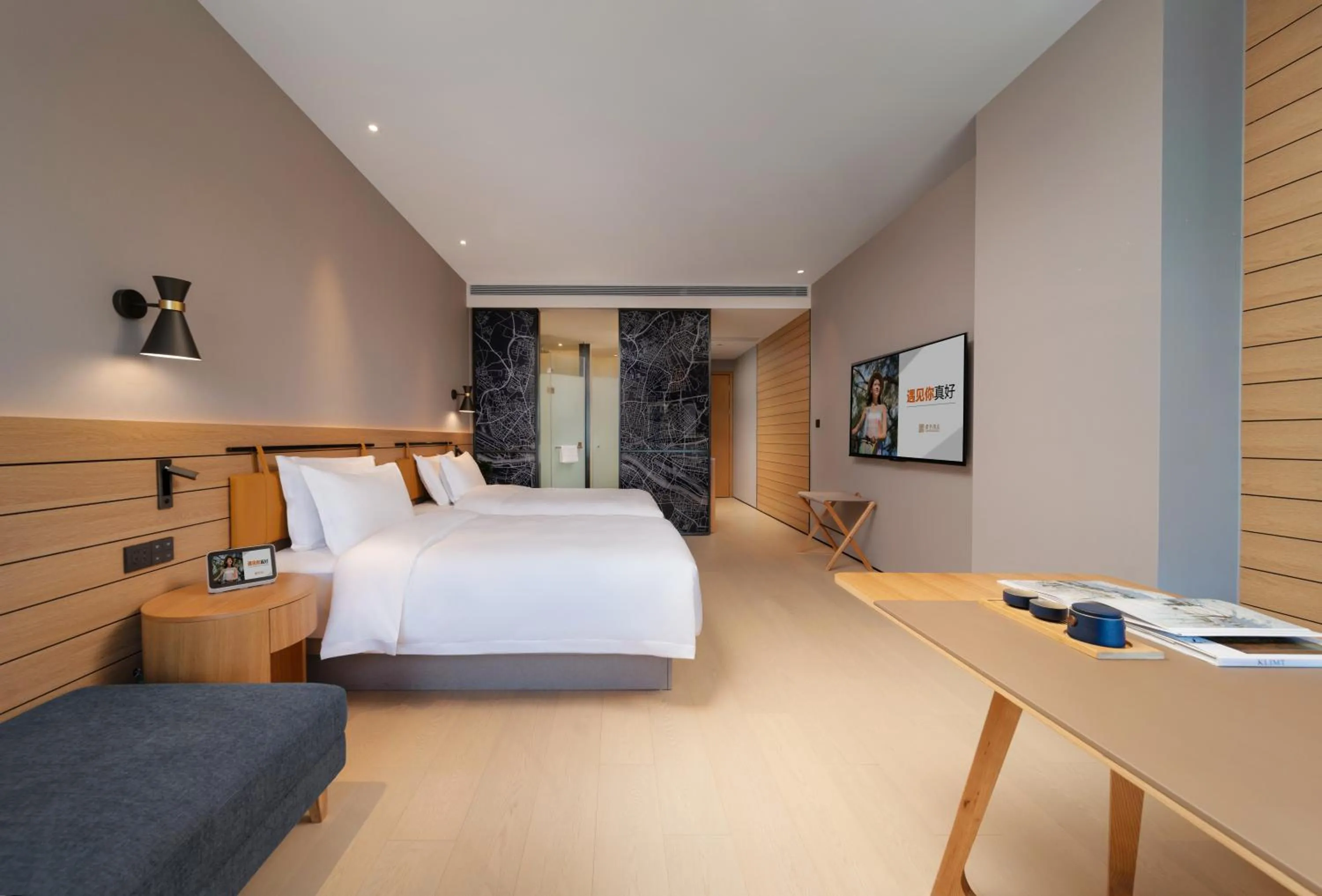Superior Twin Room in SSAW Boutique Hotel Hangzhou Chengjun Grand Canal