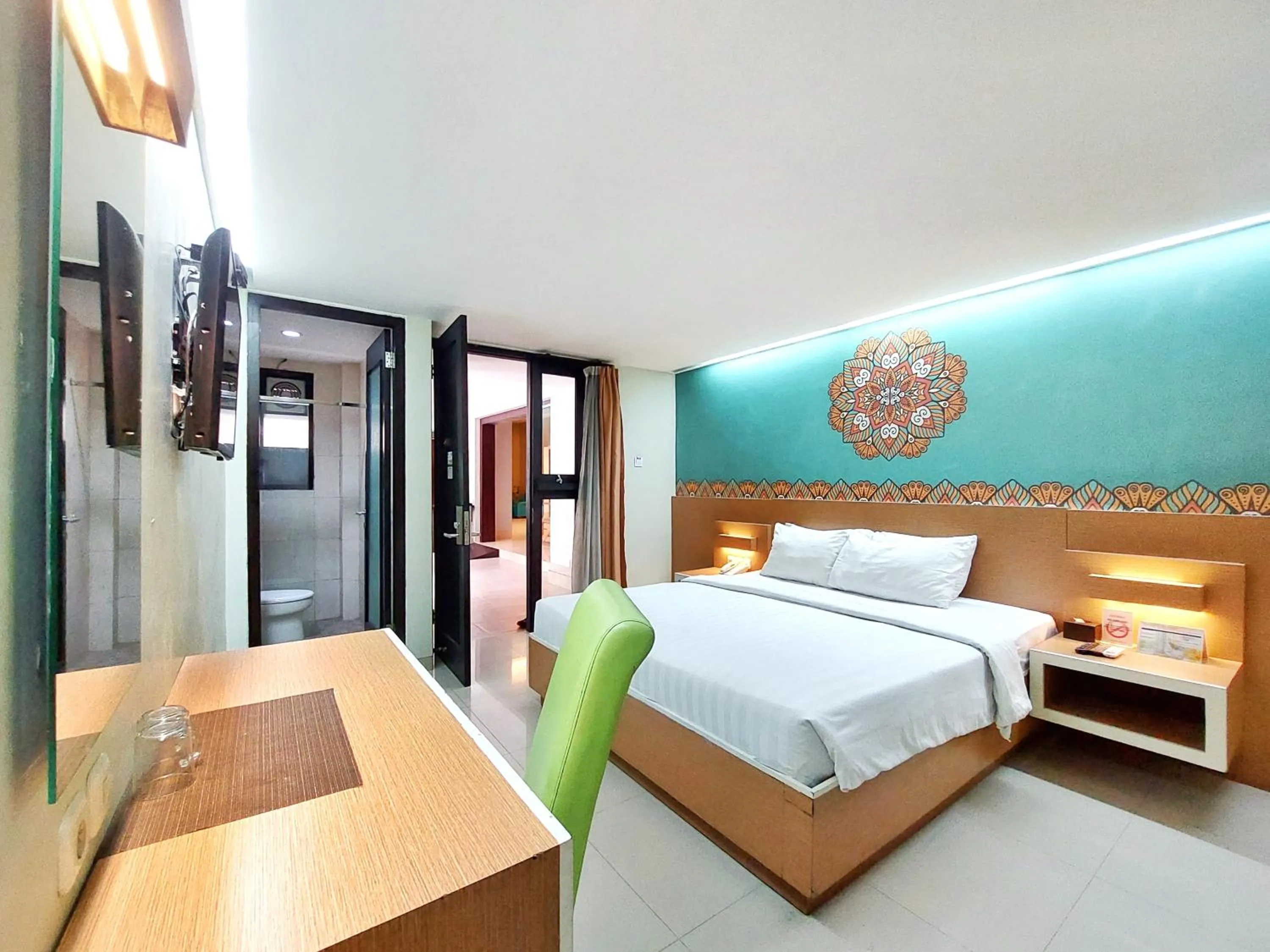 Deluxe Double or Twin Room in Shinta Guesthouse