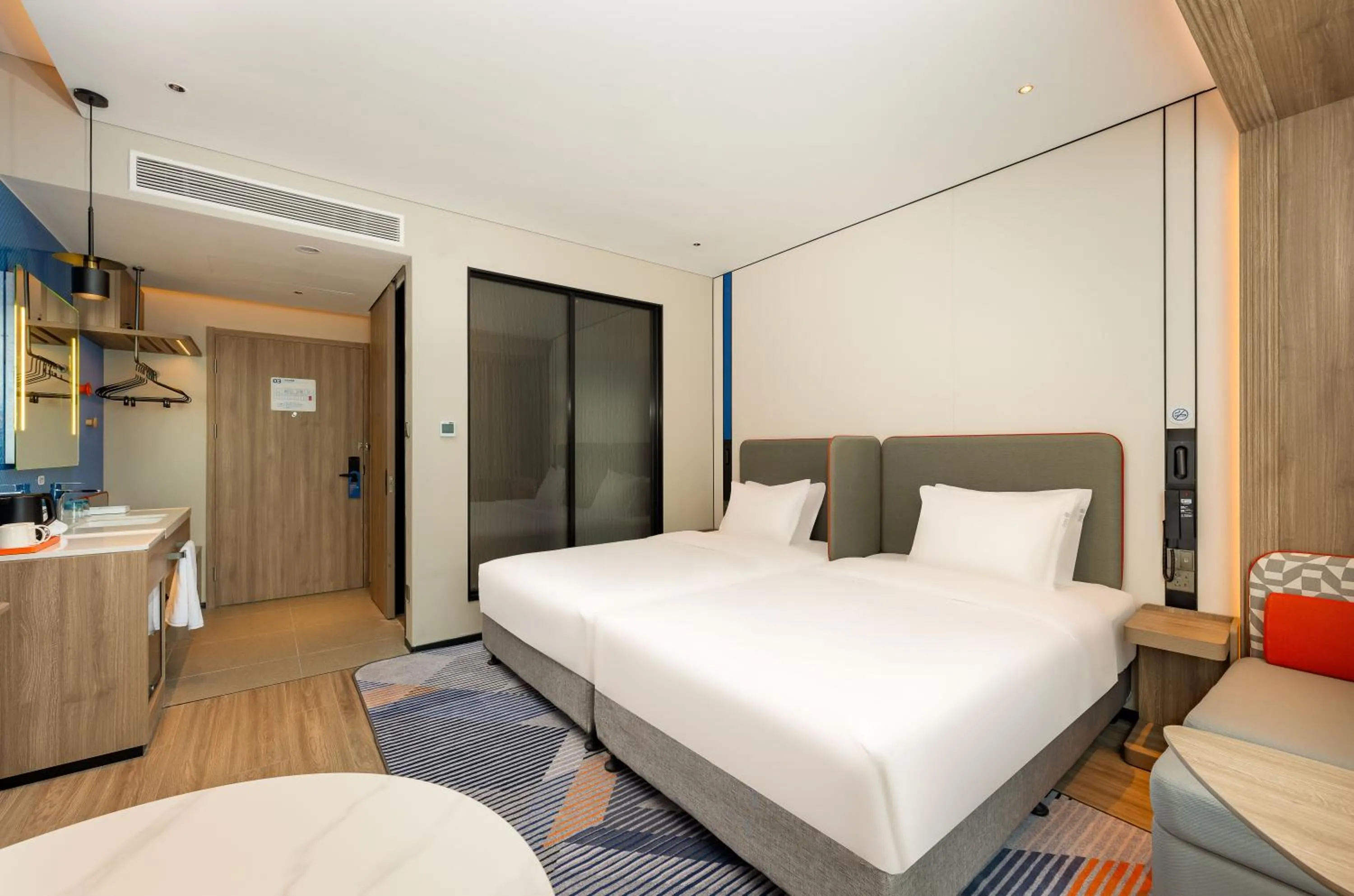 Hollywood Twin Standard in Holiday Inn Express Langfang Yanjiao by IHG