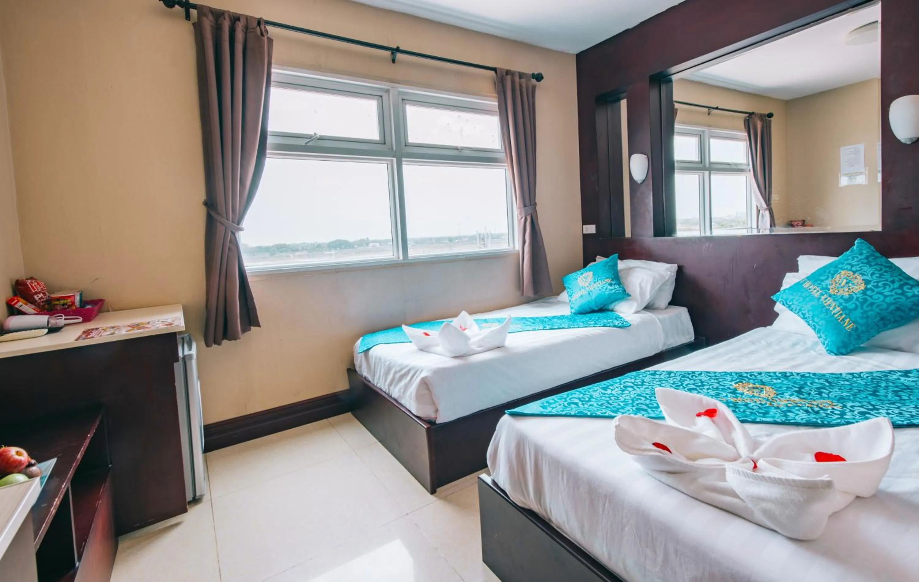 Superior Twin Room in V Hotel Vientiane