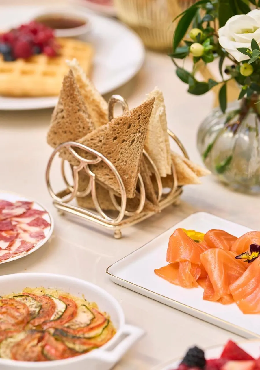 Junior Suite in Mandarin Oriental Ritz, Madrid