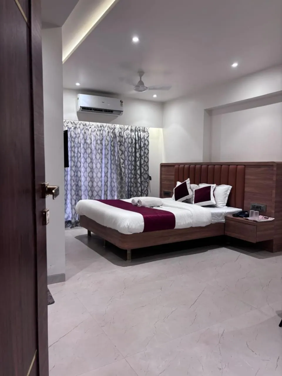 Deluxe Room - single occupancy in Sai Ram Regency