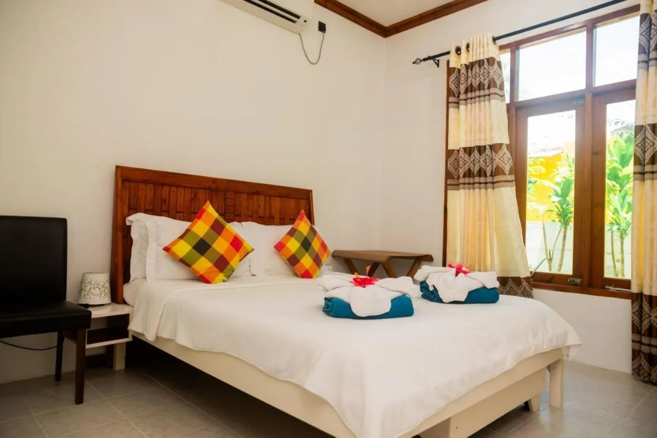 Double Room with Garden View - single occupancy in Ithaa Beach