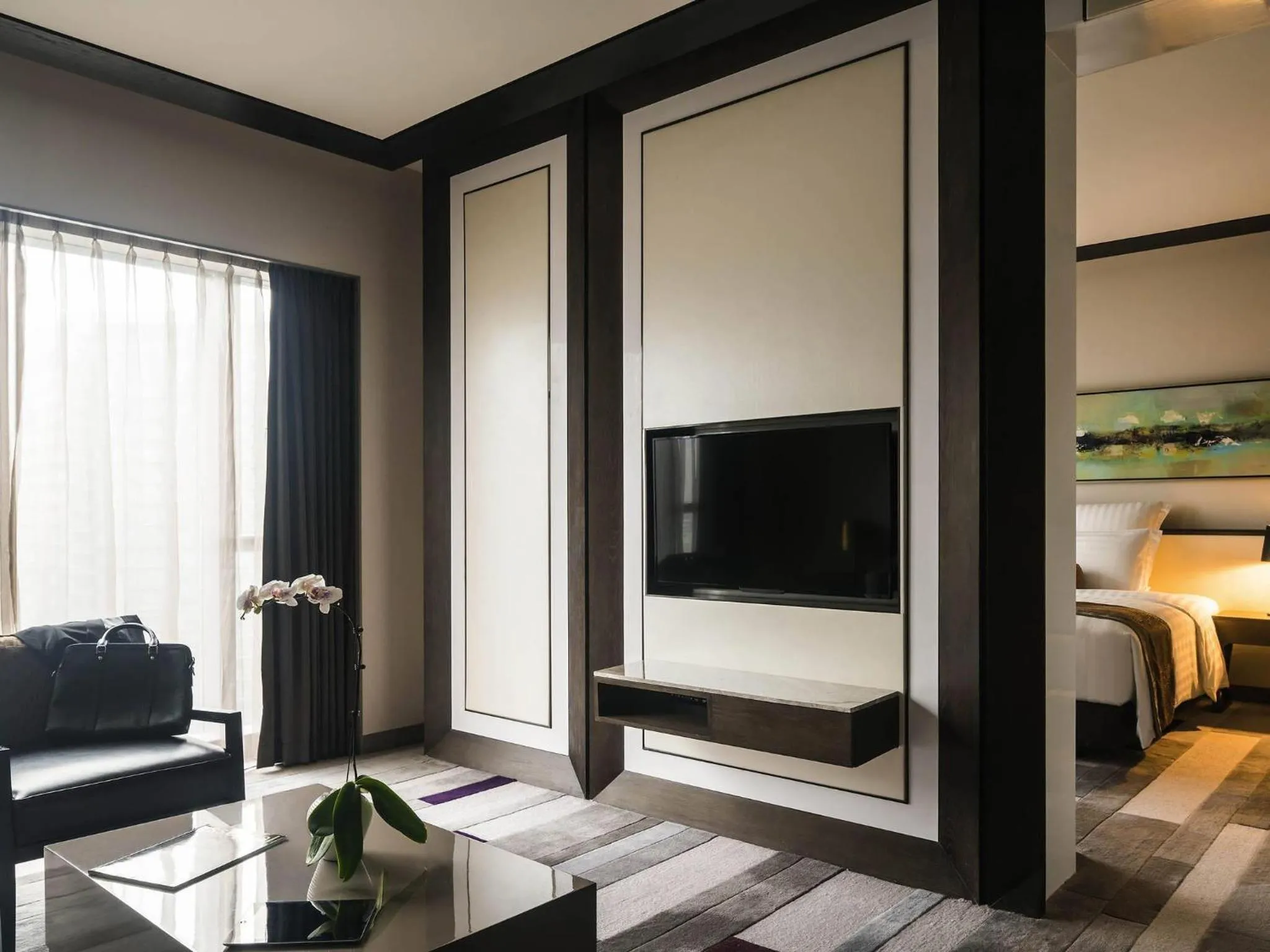 Superior Suite with lounge access in Pullman Zhuhai