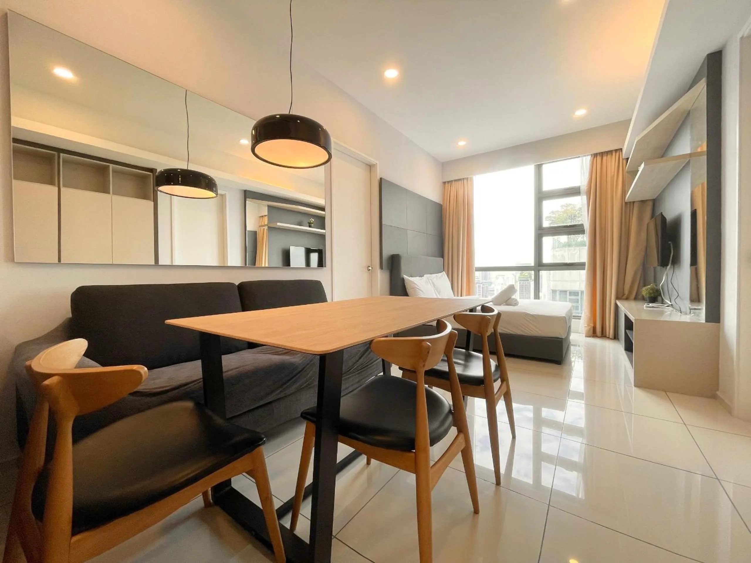 King Suite in The Robertson-Bukit Bintang by PILLOWTALKS