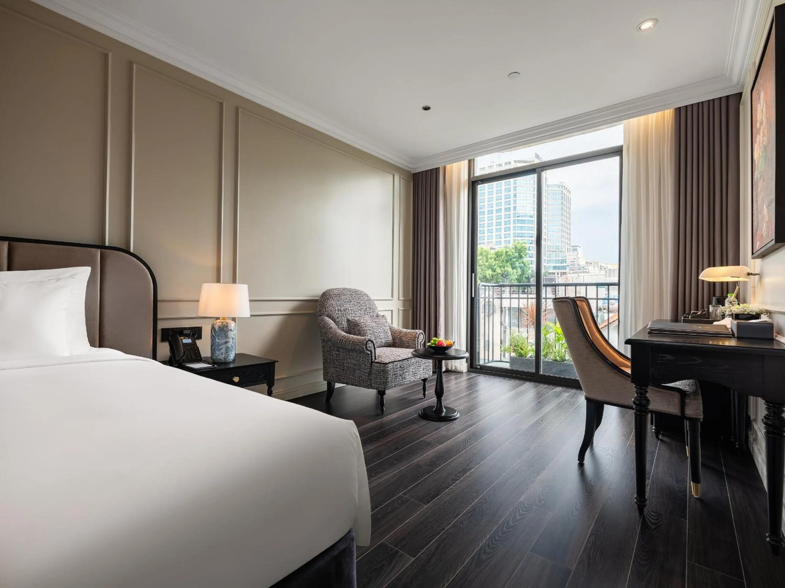 King Room with Balcony in T Boutique Hotel