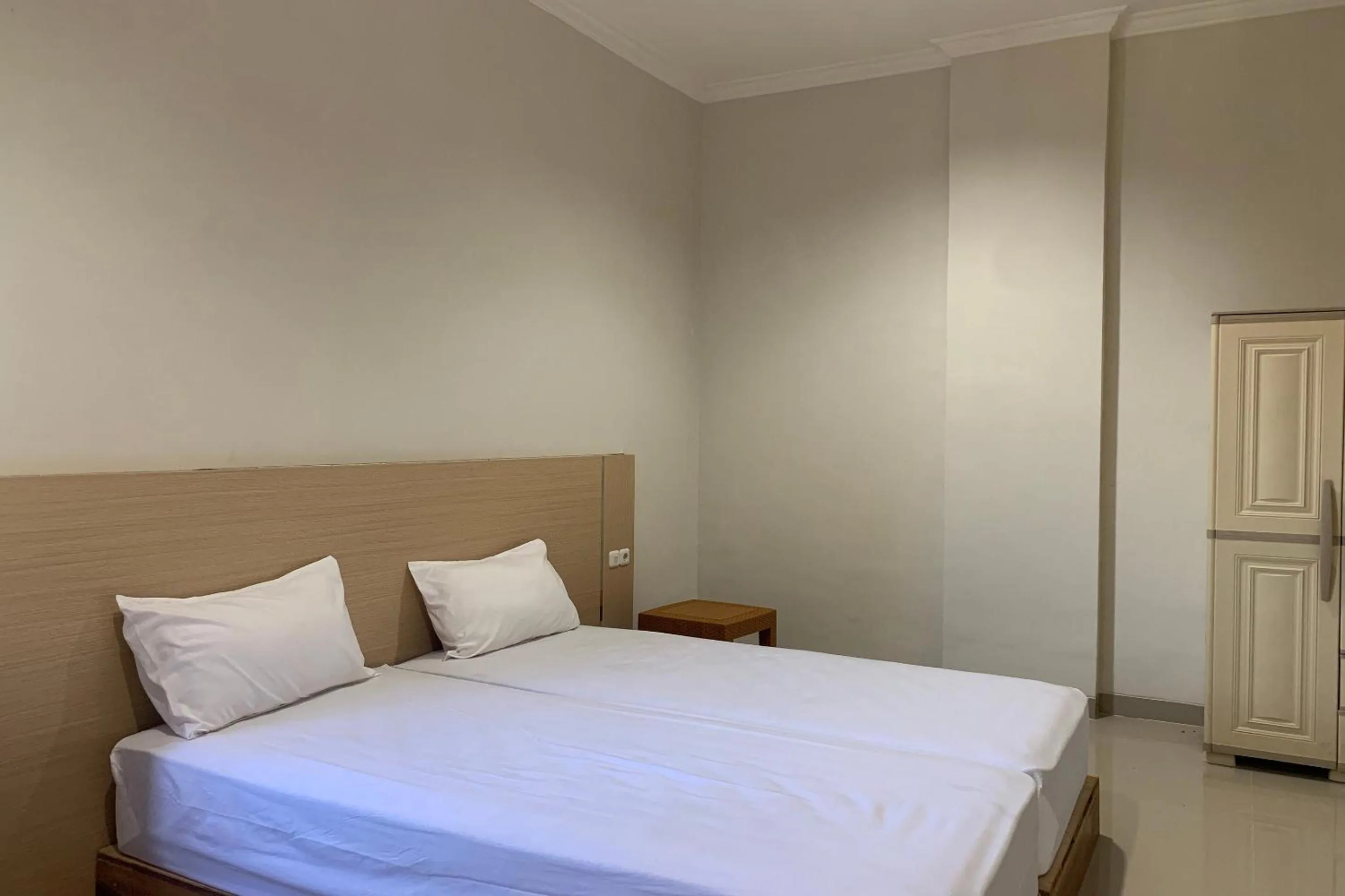 Standard King Room in Hotel O Melros Place Homestay
