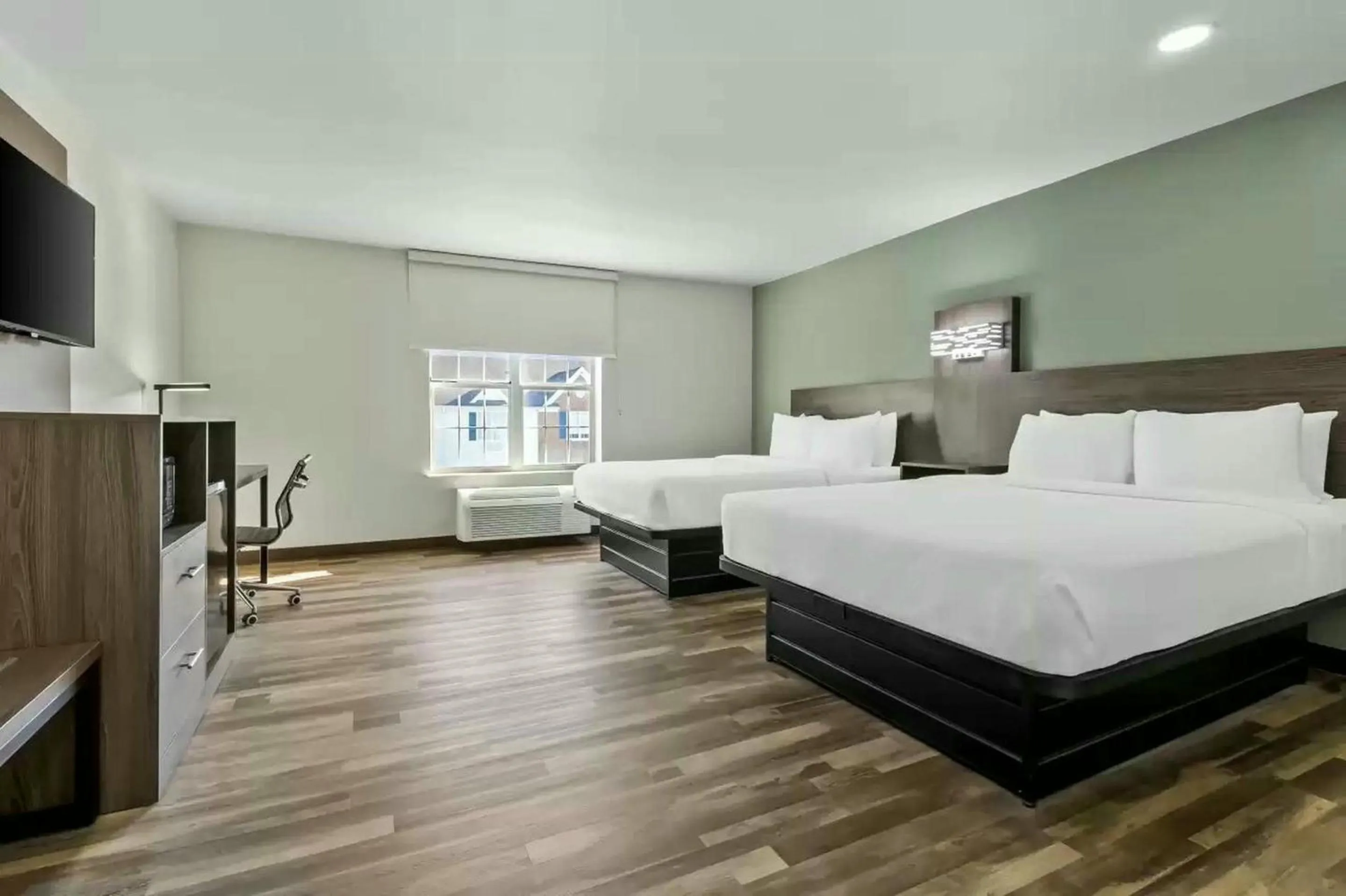 Quadruple Room with Two Queen Beds - Non Smoking in Quality Inn & Suites Columbia Harbison