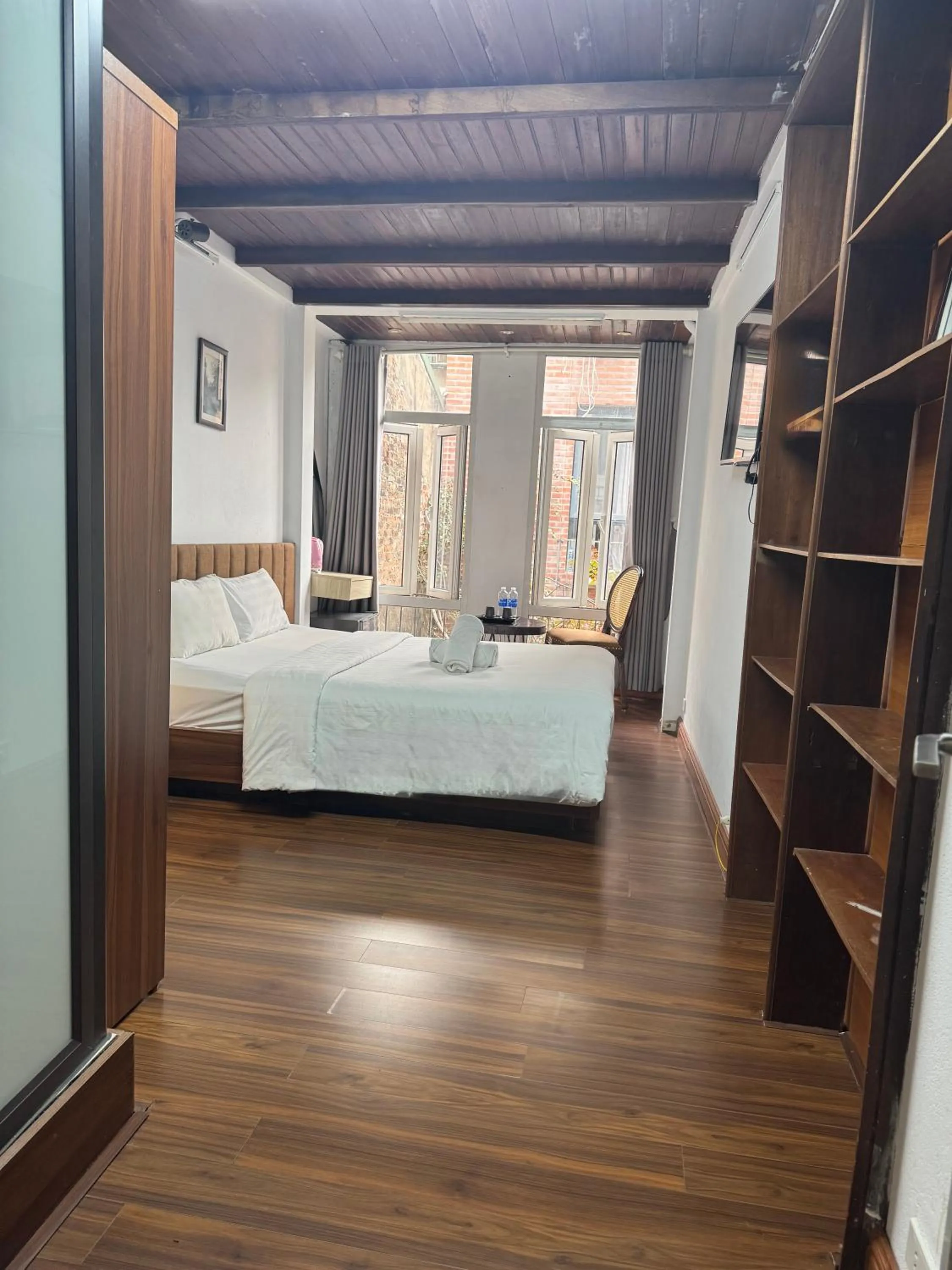 King Room with Garden View in Hanoi Center View Hotel and Spa