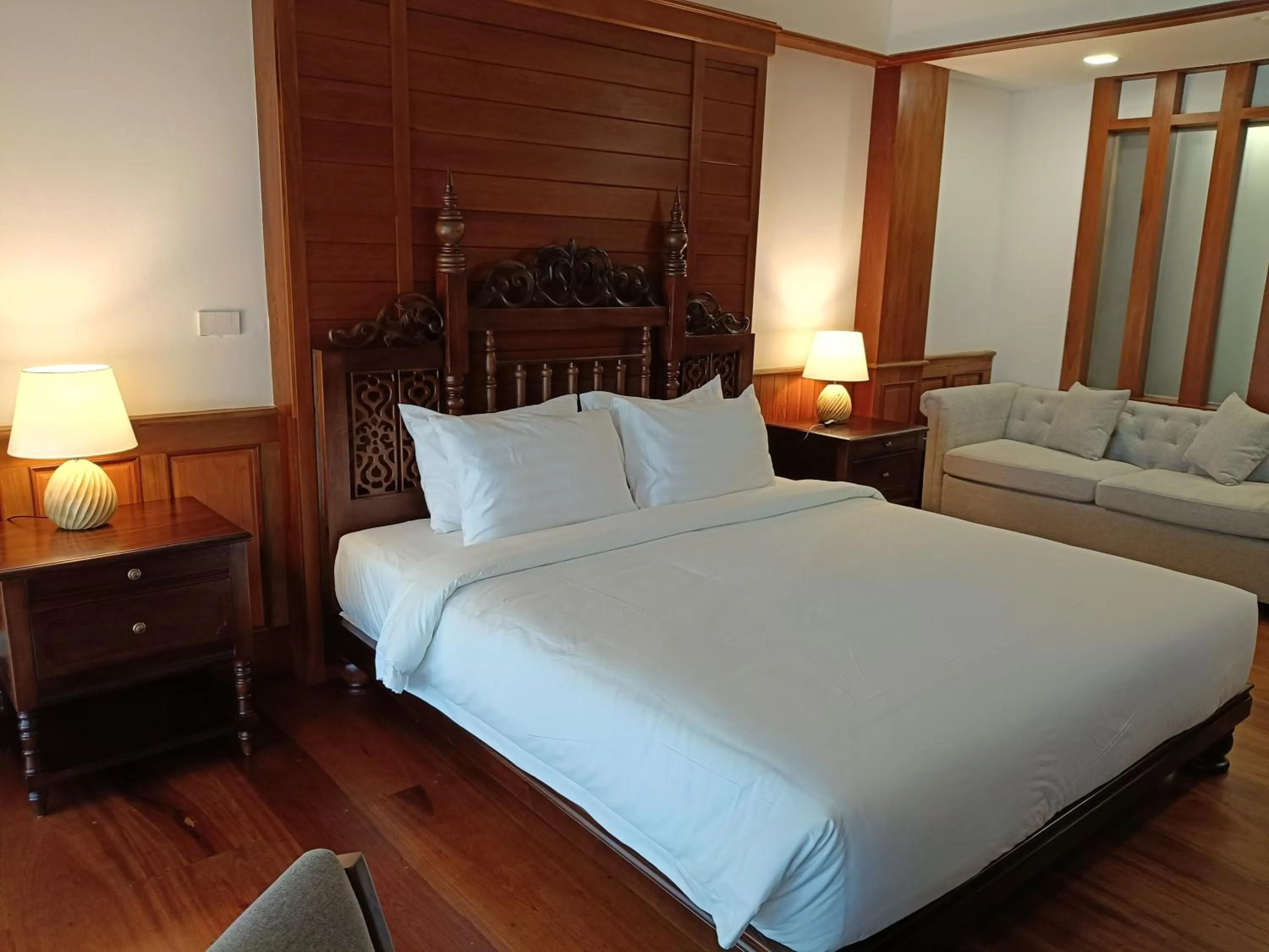 Double Room in Phubarn VimarnVangvieng Resort
