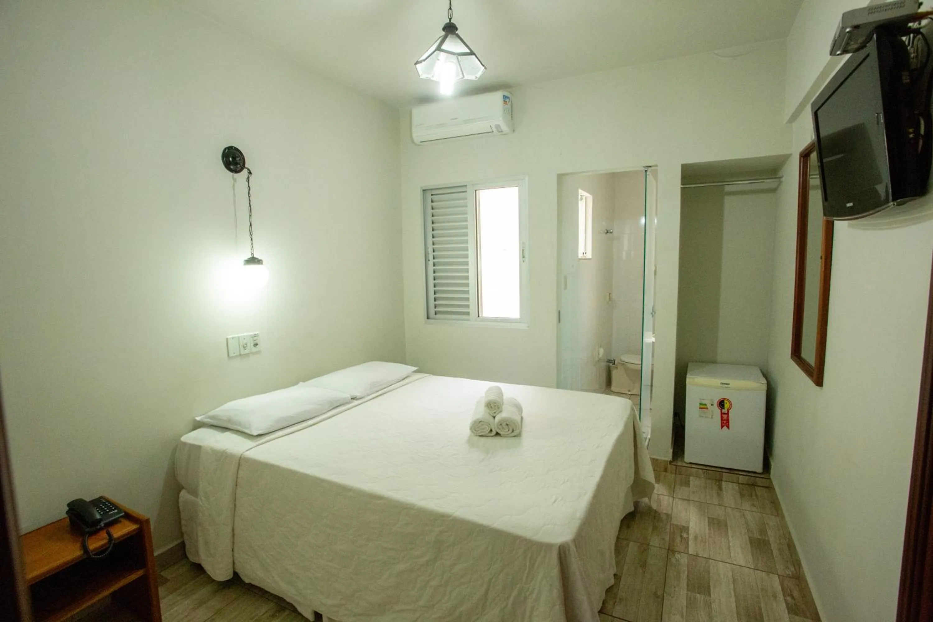 Standard Double or Twin Room - single occupancy in Carlton Plaza Torre