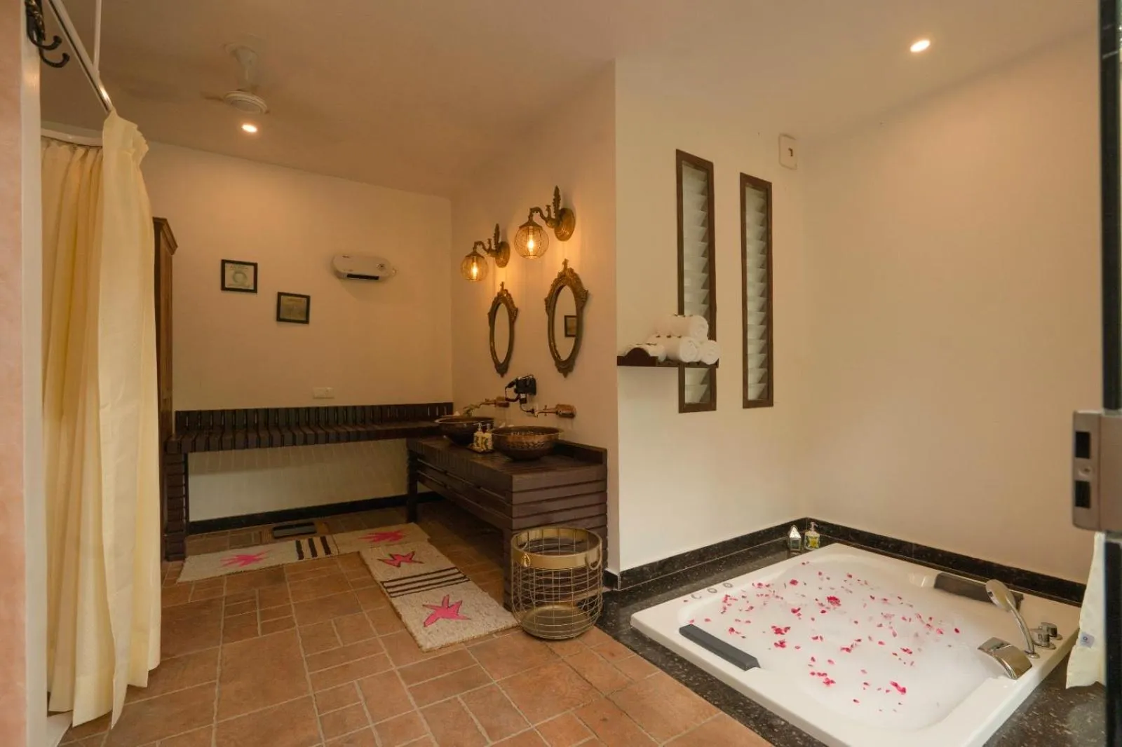 Paatlidun Villa - 02 Bedrooms in Paatlidun Safari Lodge, Jim Corbett