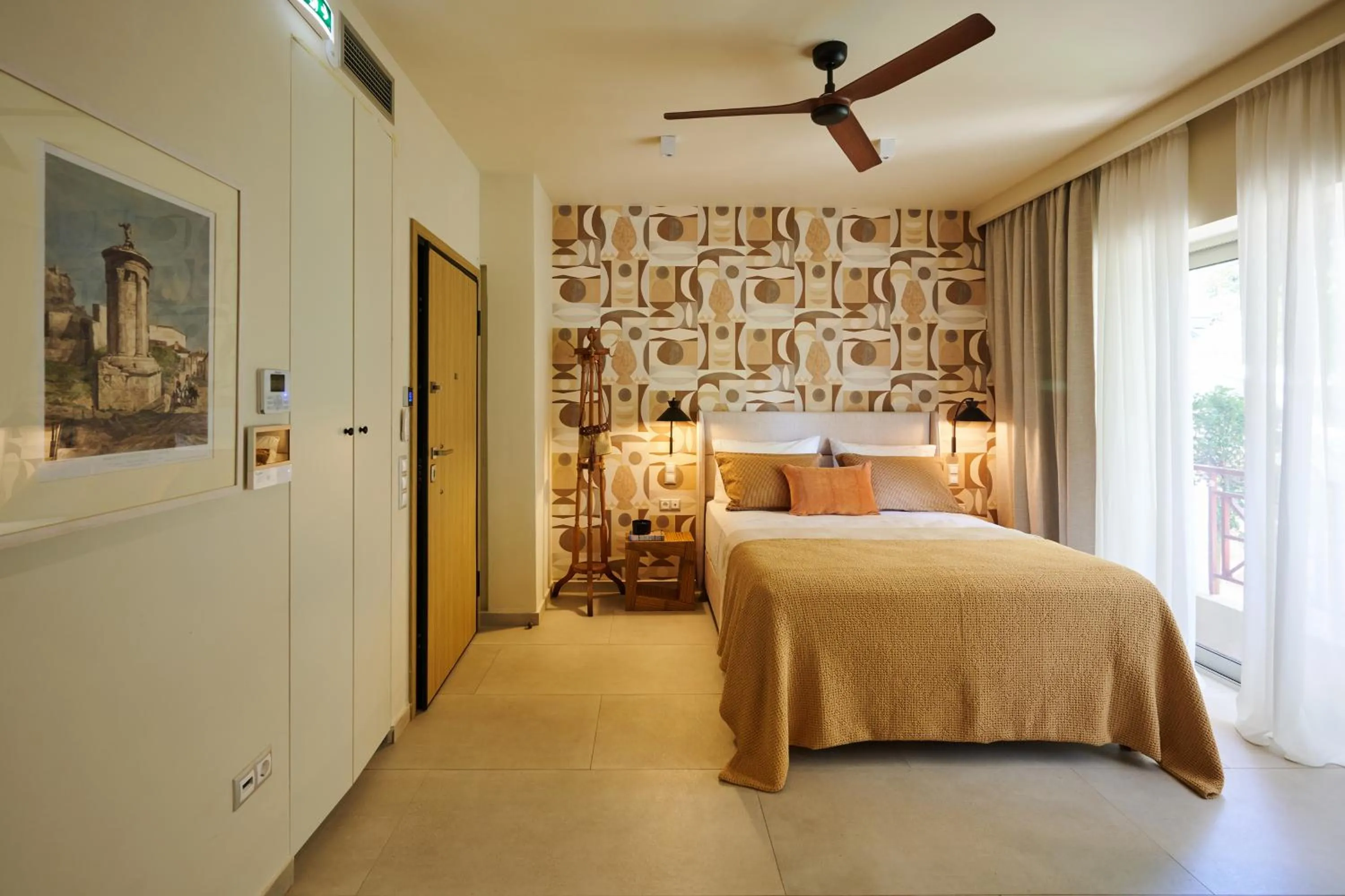 Superior Apartment in Rastoni Acropolis Uniquely Located Stylish Apartments