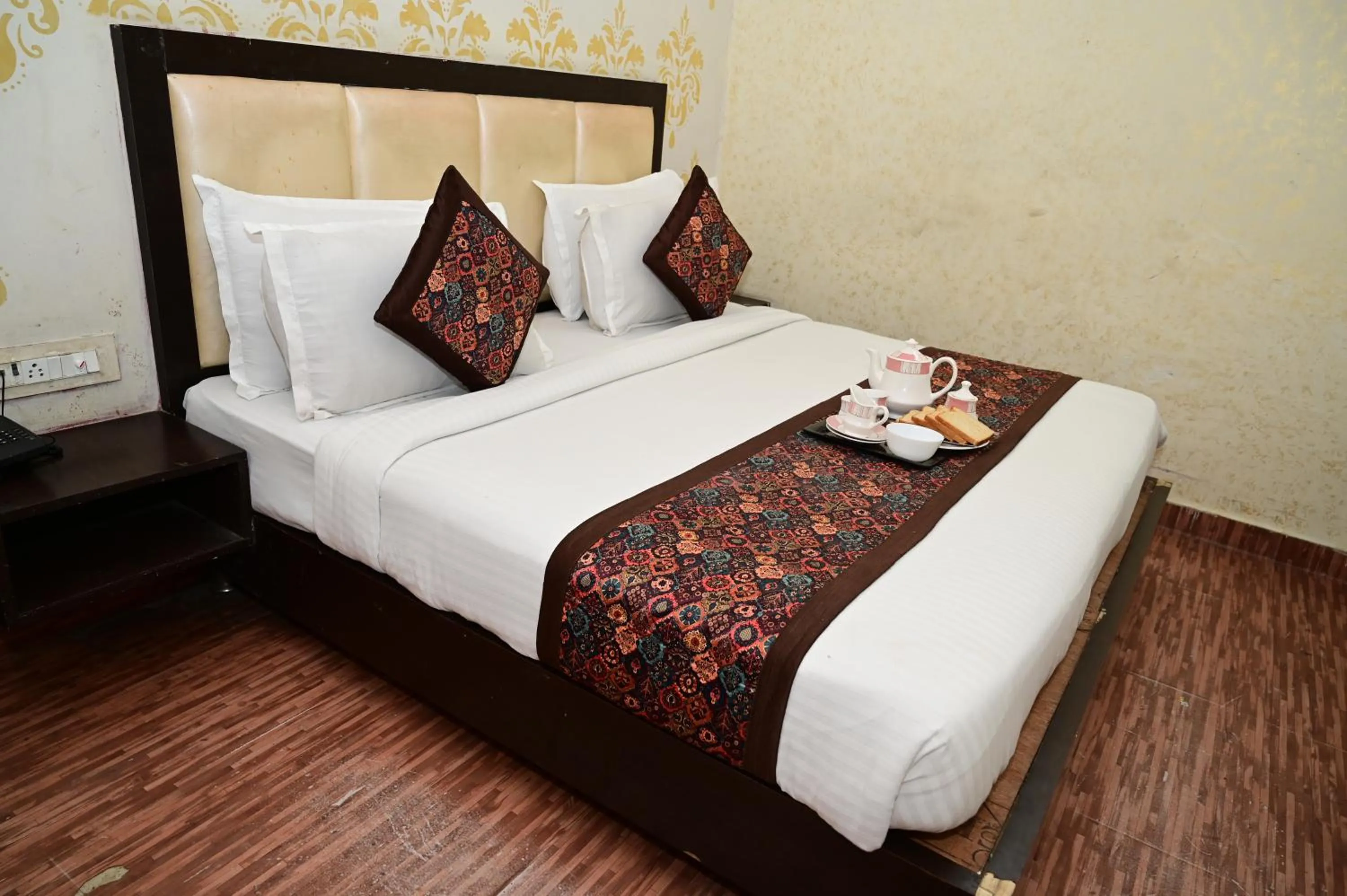 Deluxe Room in Hotel Krishna Pride