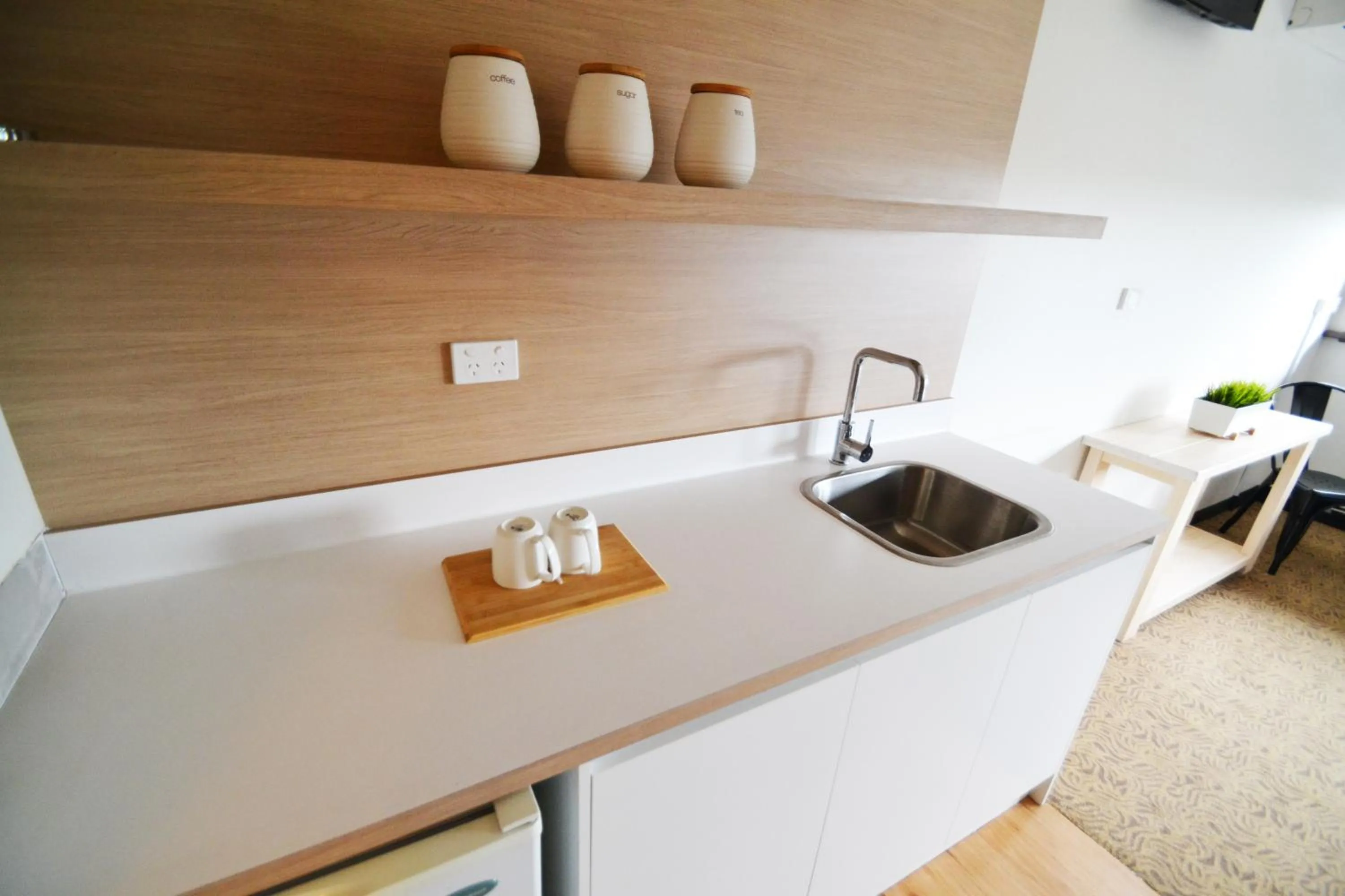 Deluxe Twin Room in Crossroads Hotel