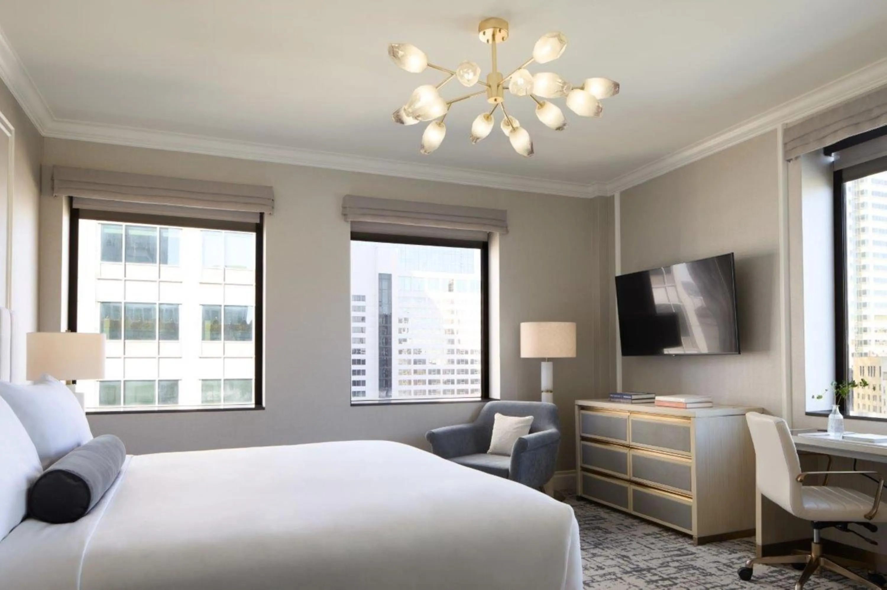 Premium King Room in InterContinental Indianapolis by IHG