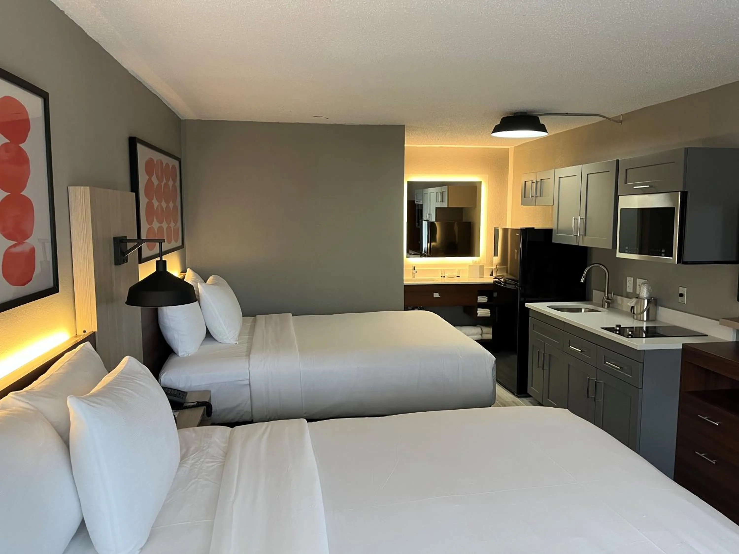 Large Haven Suite with Two Queen Beds in Hawthorn Extended Stay by Wyndham Columbia-Ft Jackson