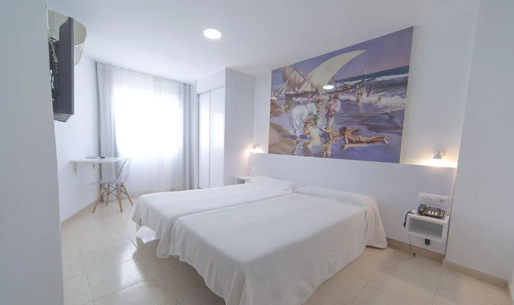 Twin Room - single occupancy in Sol Playa