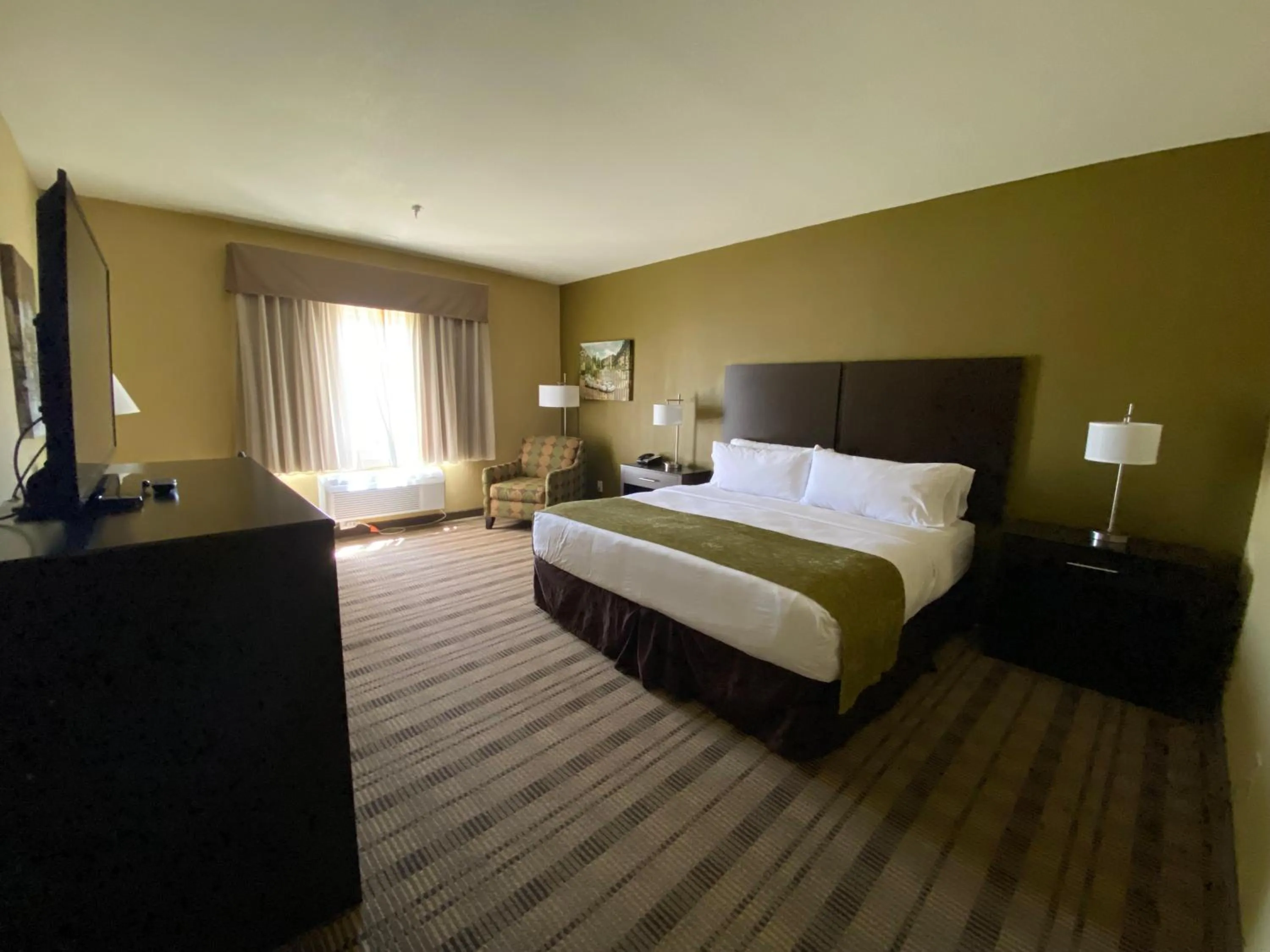 Standard King Room in Pagosa Lodge