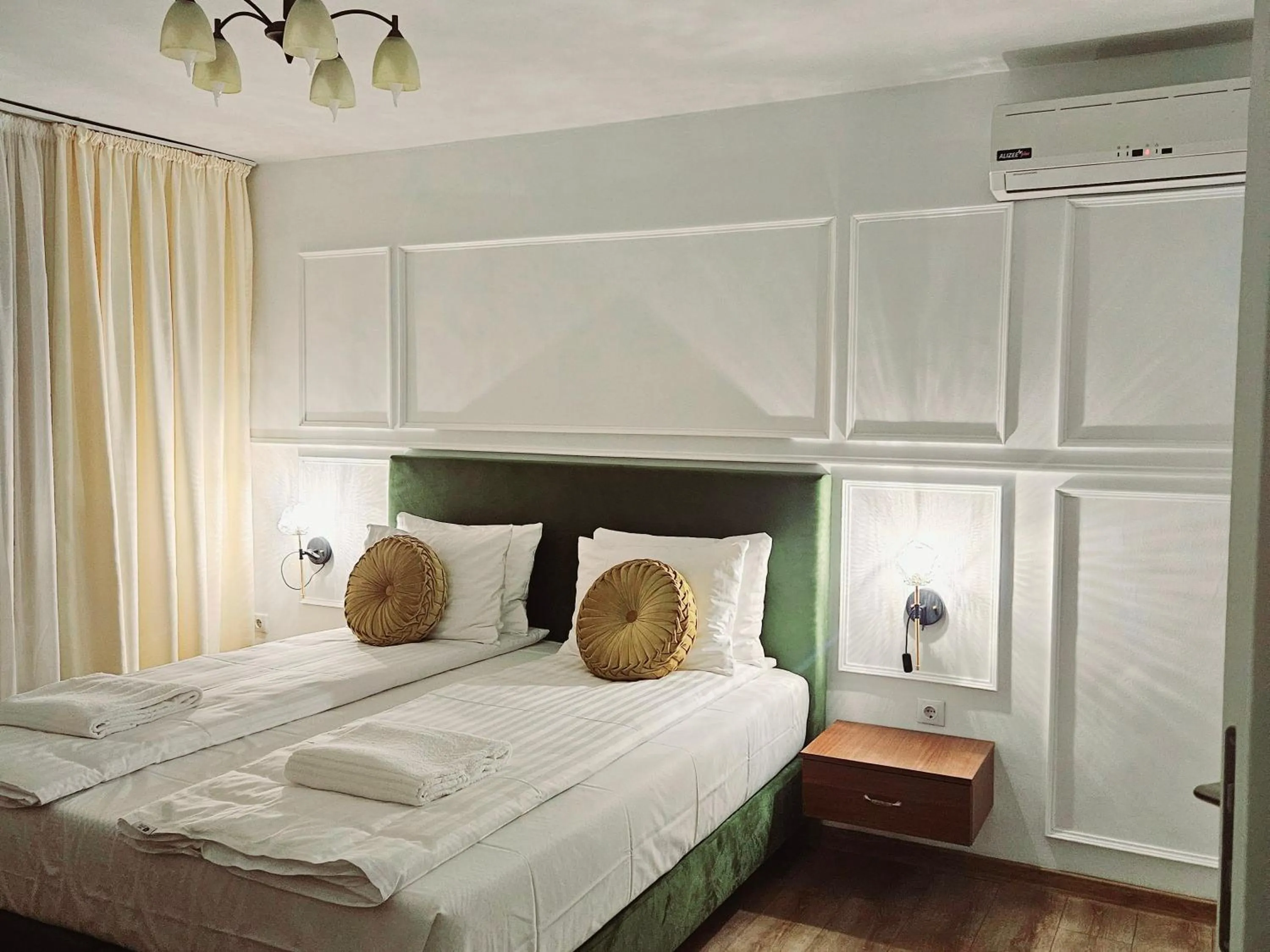 Two-Bedroom Superior Apartment - single occupancy in Hotel Royal Plaza By TimHotels