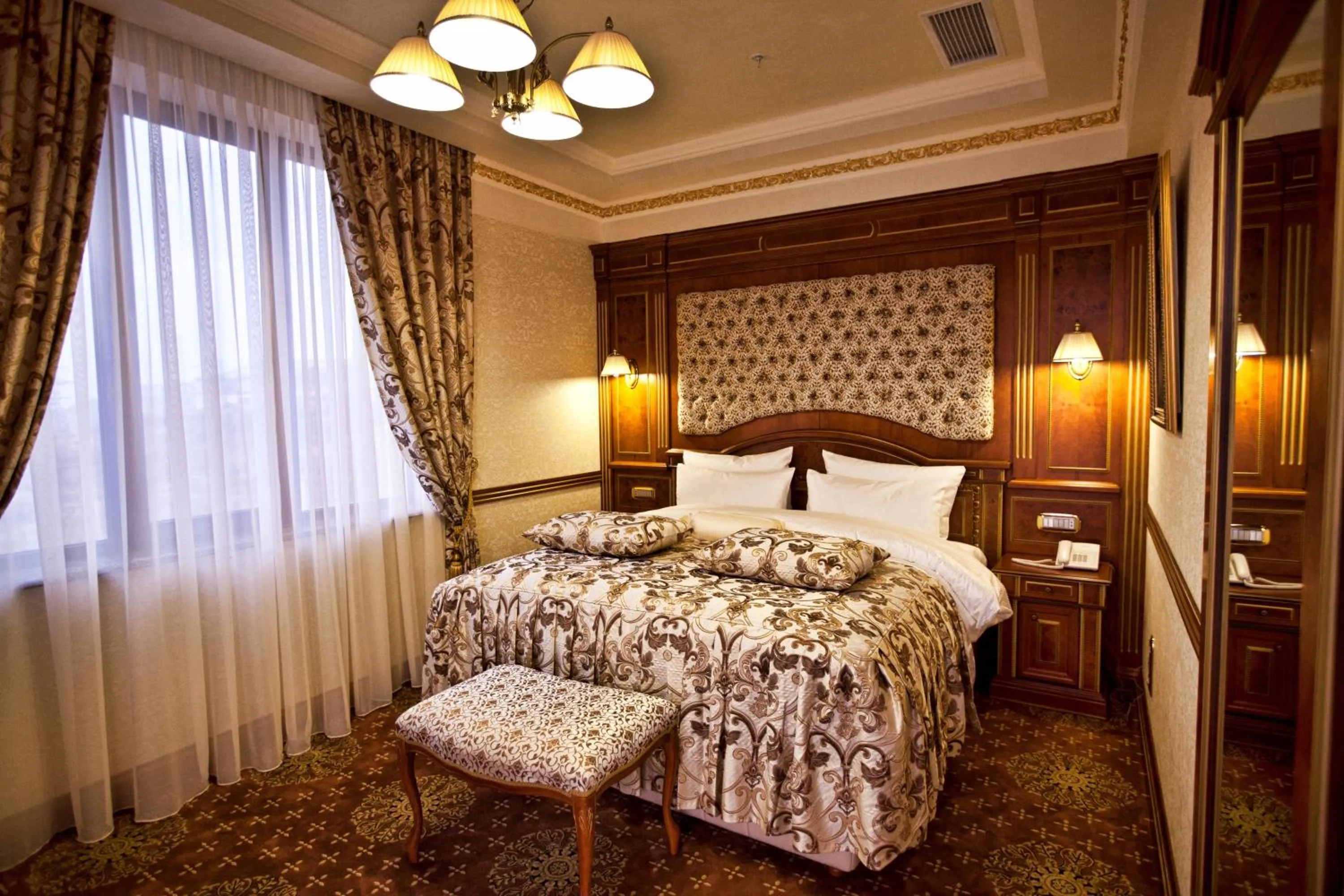 Junior Suite in Multi Grand Pharaon Hotel