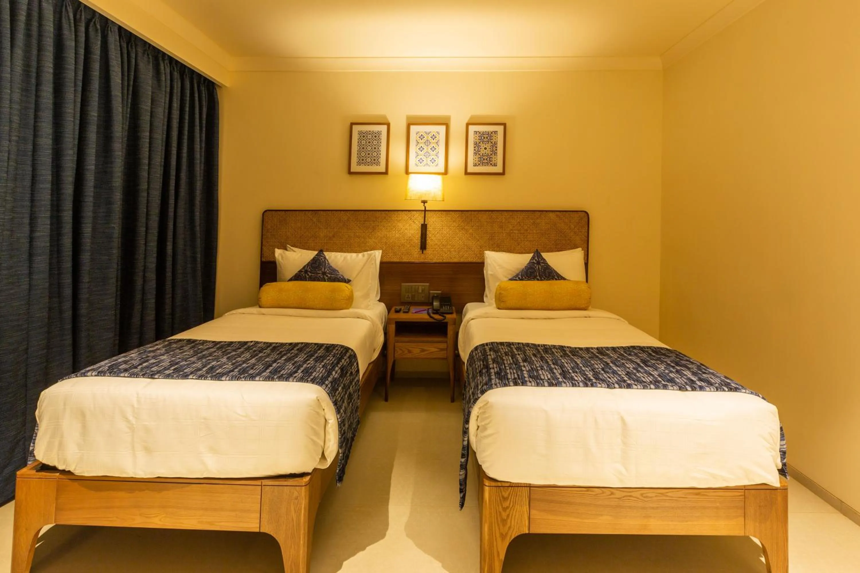 Deluxe Twin Room in Marquis Beach Resort