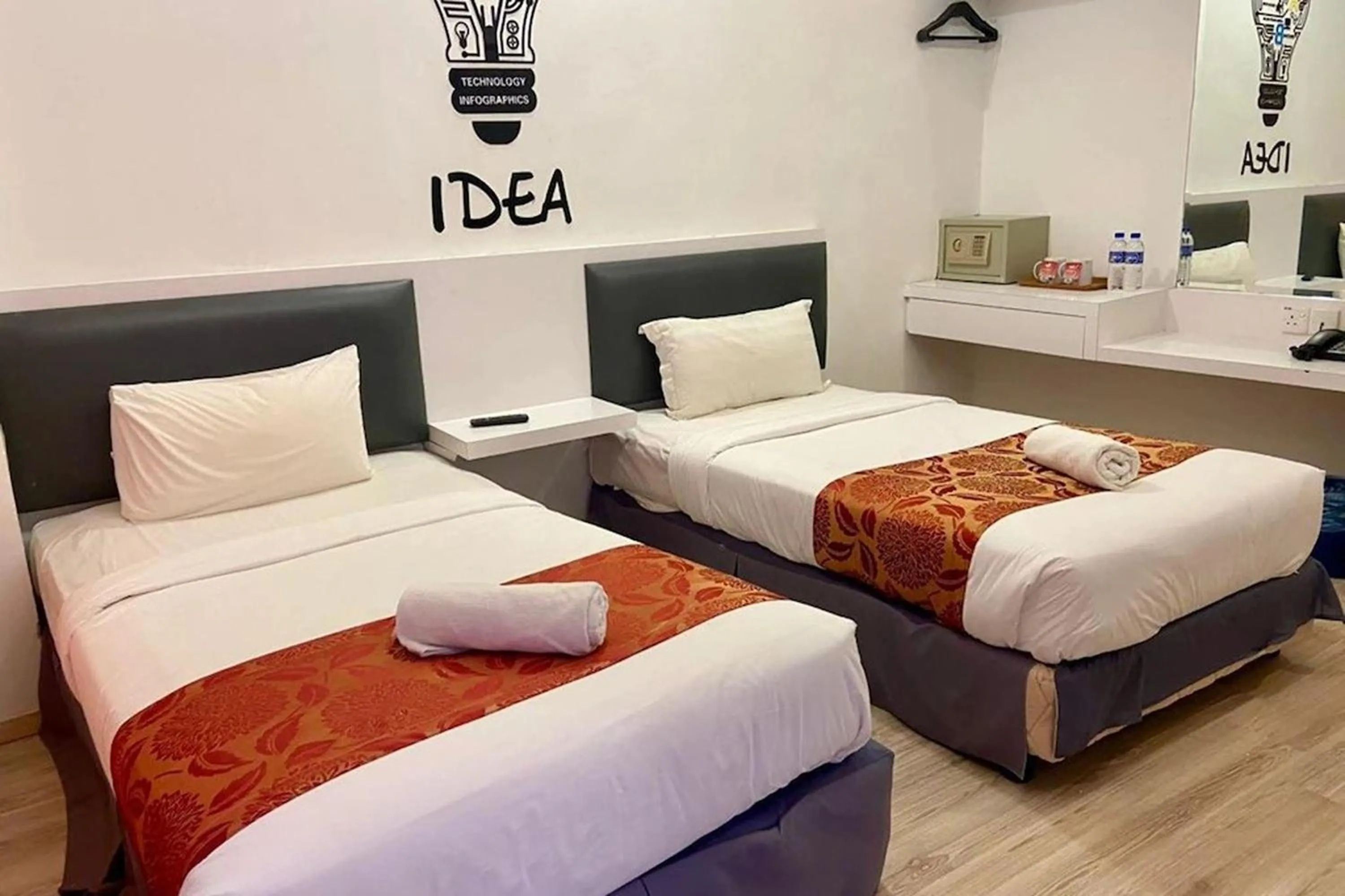 Deluxe Twin Room in Hotel Dlima Inn Plaza Mahkota Melaka