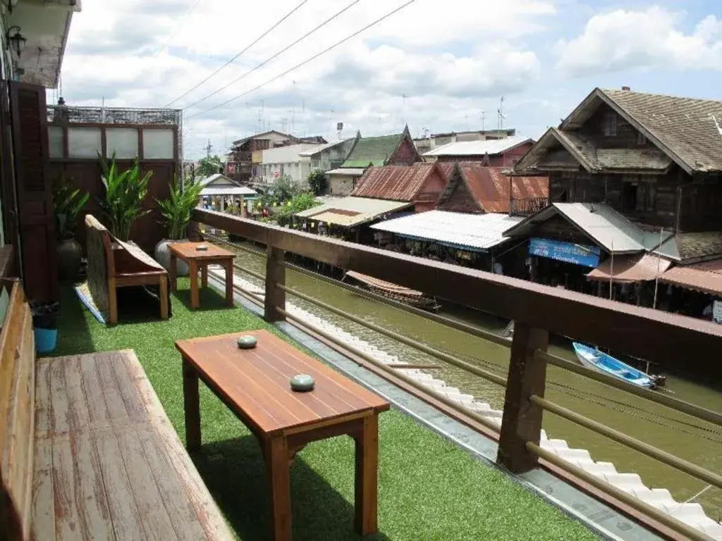Baan Napak Baan Napak