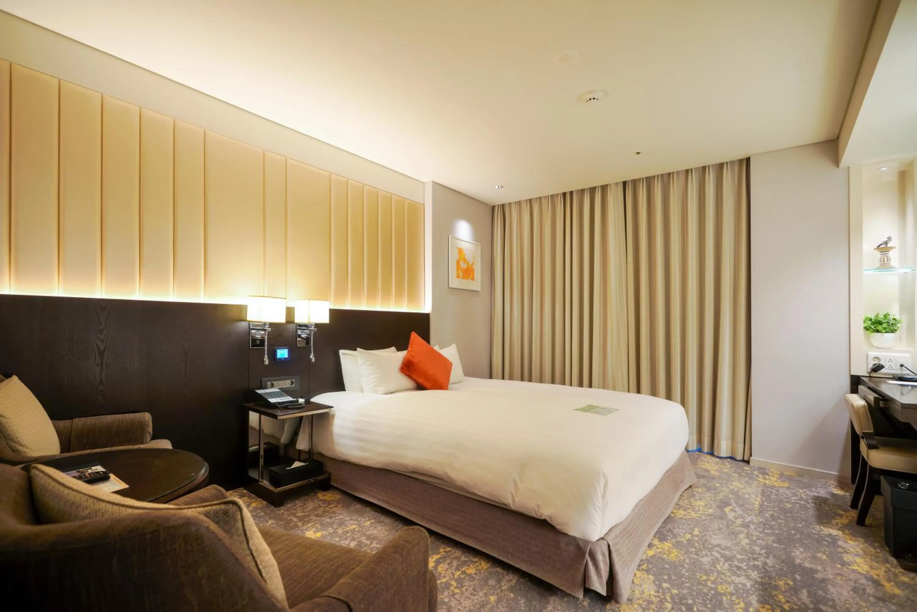 Standard Double Room in Solaria Nishitetsu Hotel Seoul Myeongdong - Renovated in 2025