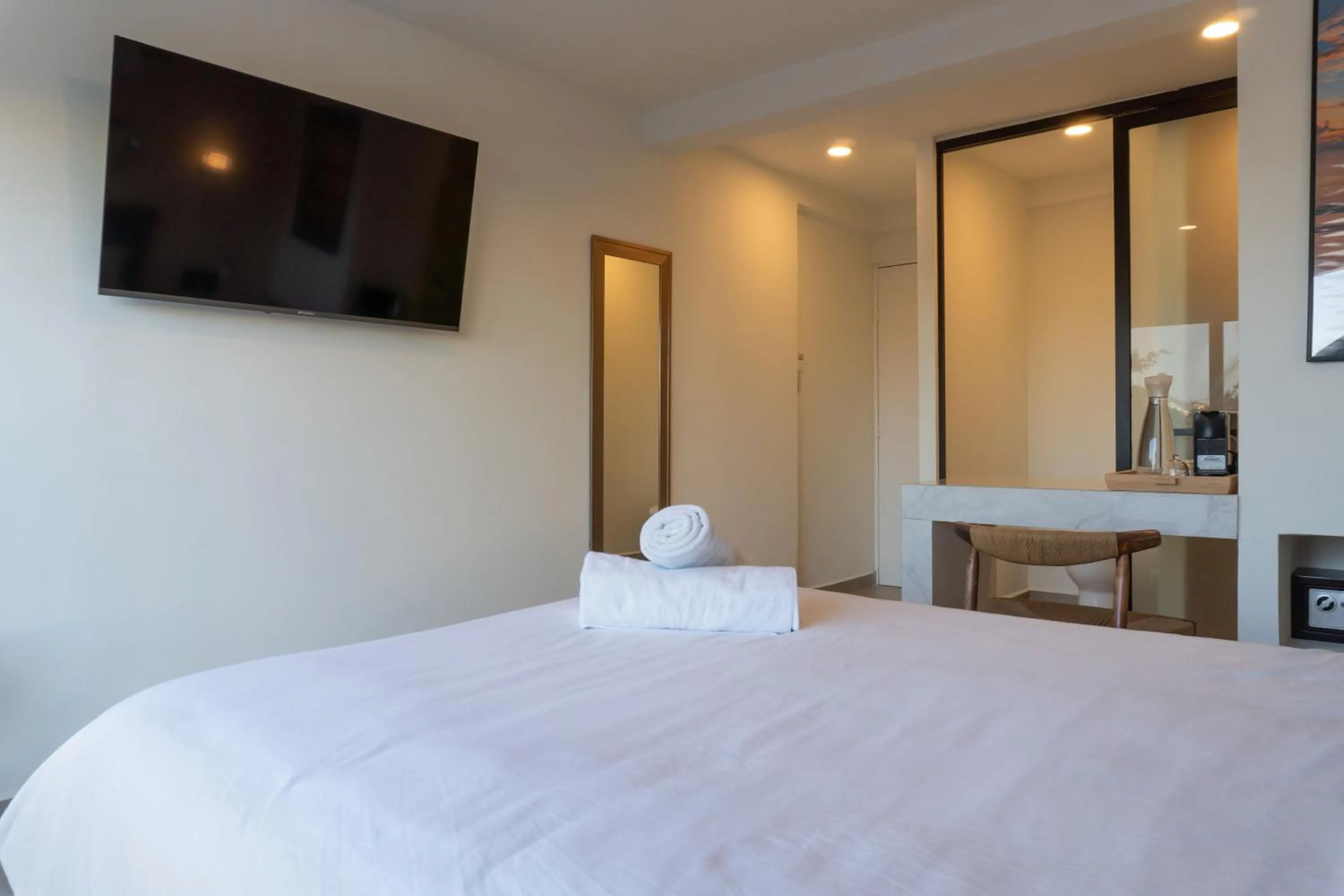 Deluxe Double Room in Colmena Hotel Los Cabos Marina