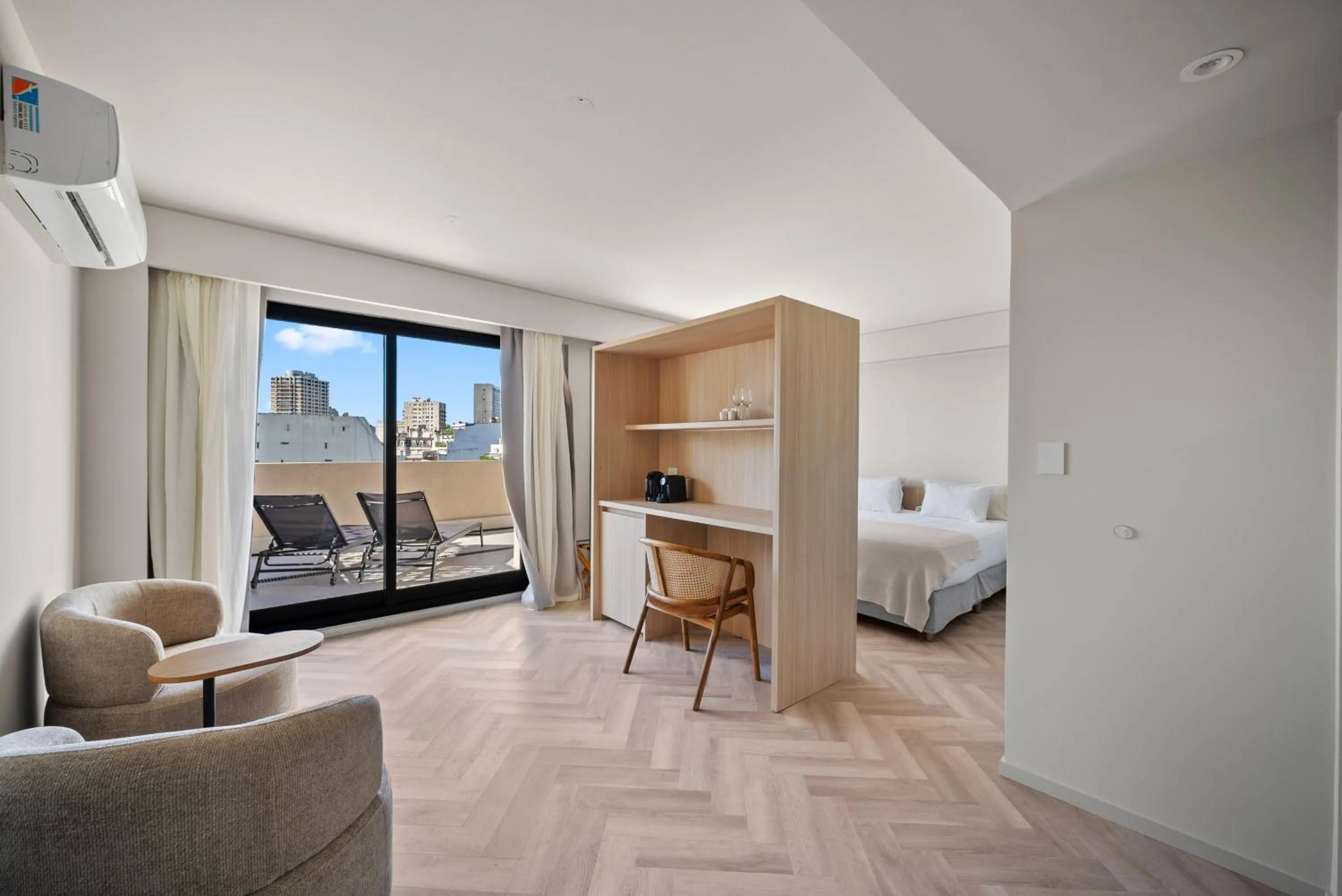 Suite with Balcony in Vilon Recoleta Hotel