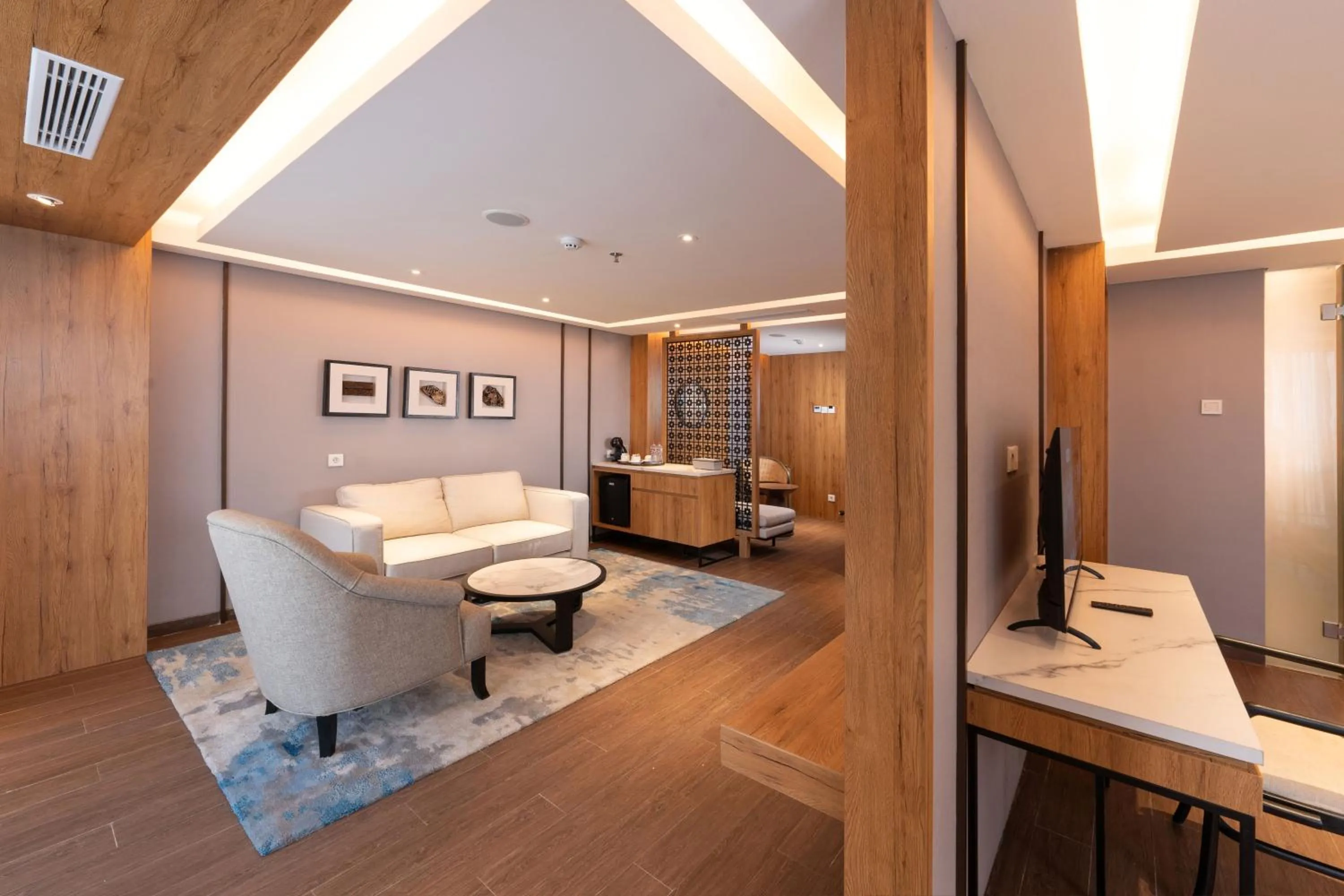 Junior Suite in Myze Hotel Sumenep