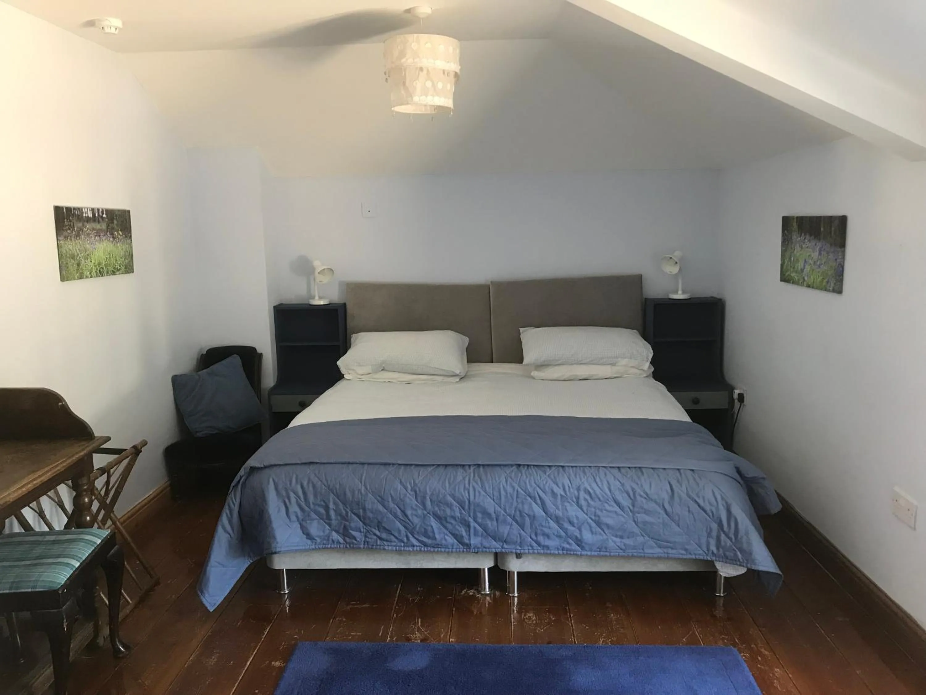 Double or Twin Room in Pleck Barn B&B