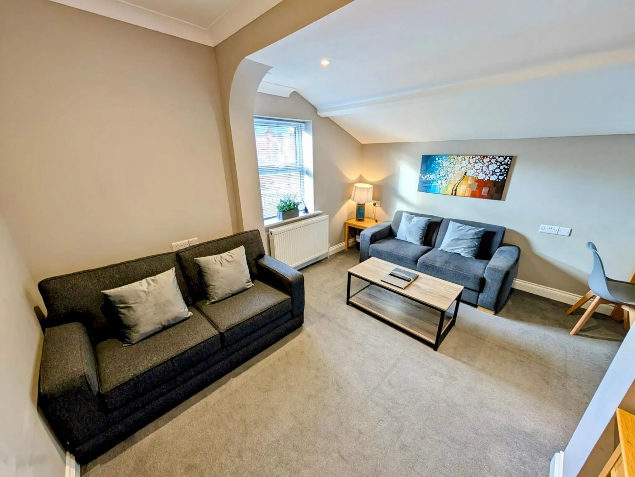 Executive One-Bedroom Apartment in Peartree Serviced Apartments