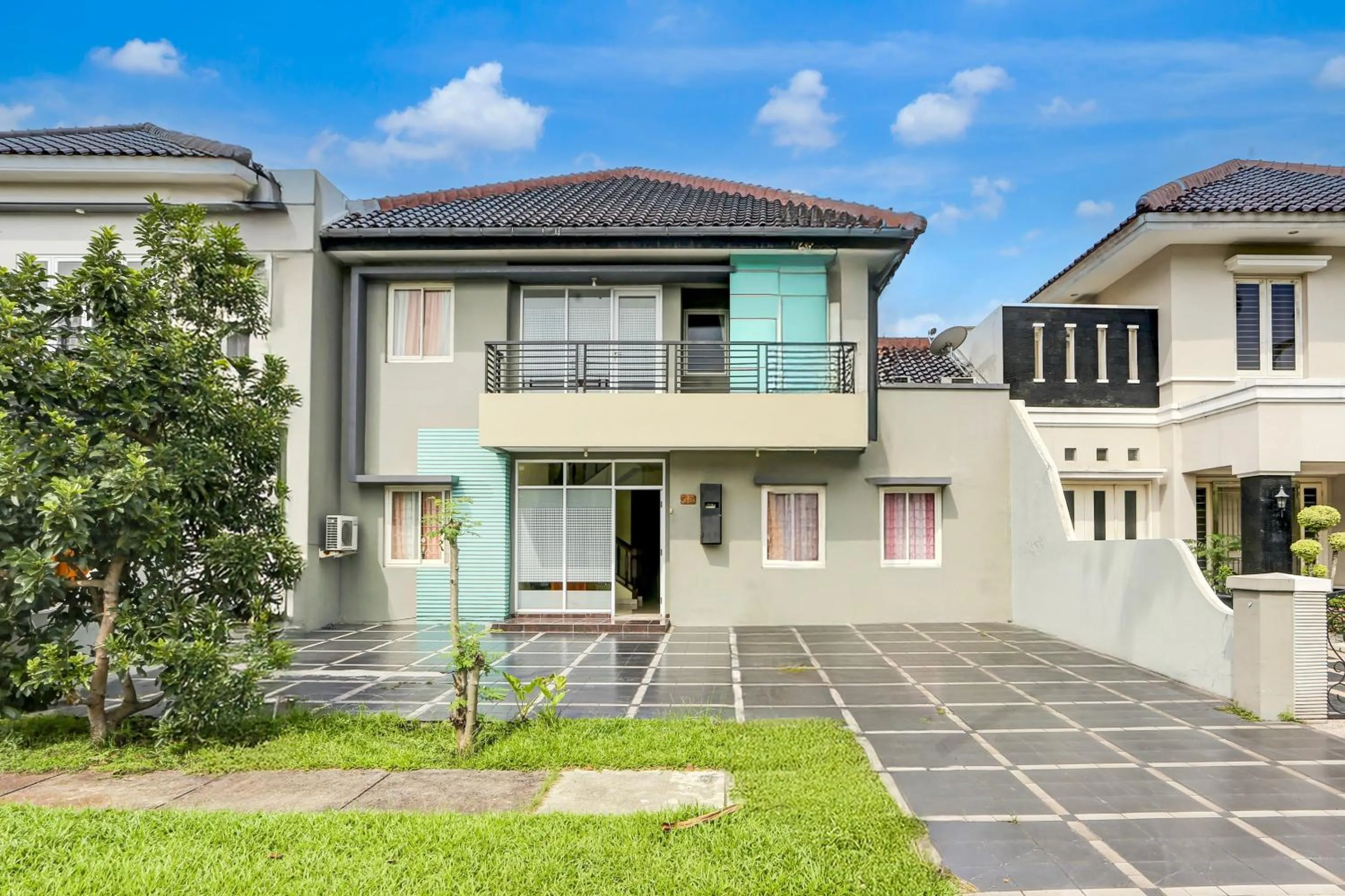 Hotel O Tangerang Near Supermall Karawaci Formerly Bromo 18