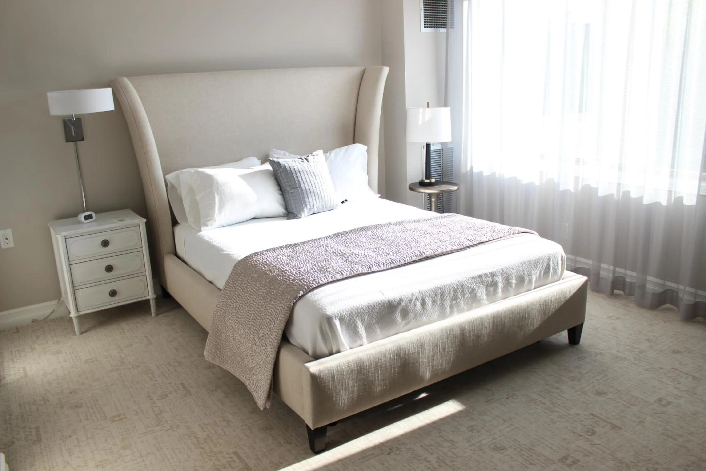 Deluxe Queen Room in Erik's Retreat