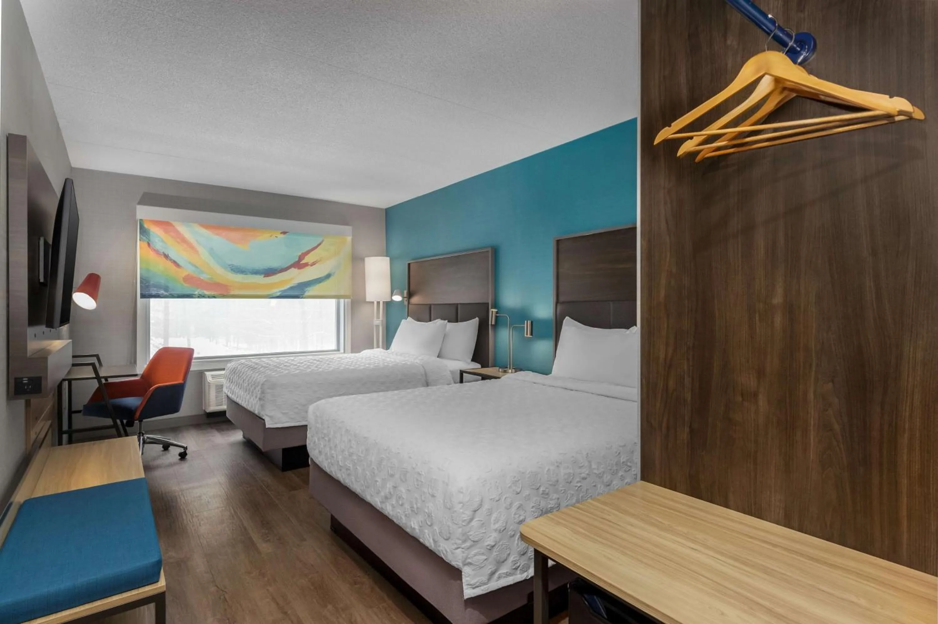Queen Room with Two Queen Beds - Mobility Access in Tru By Hilton Bracebridge, On