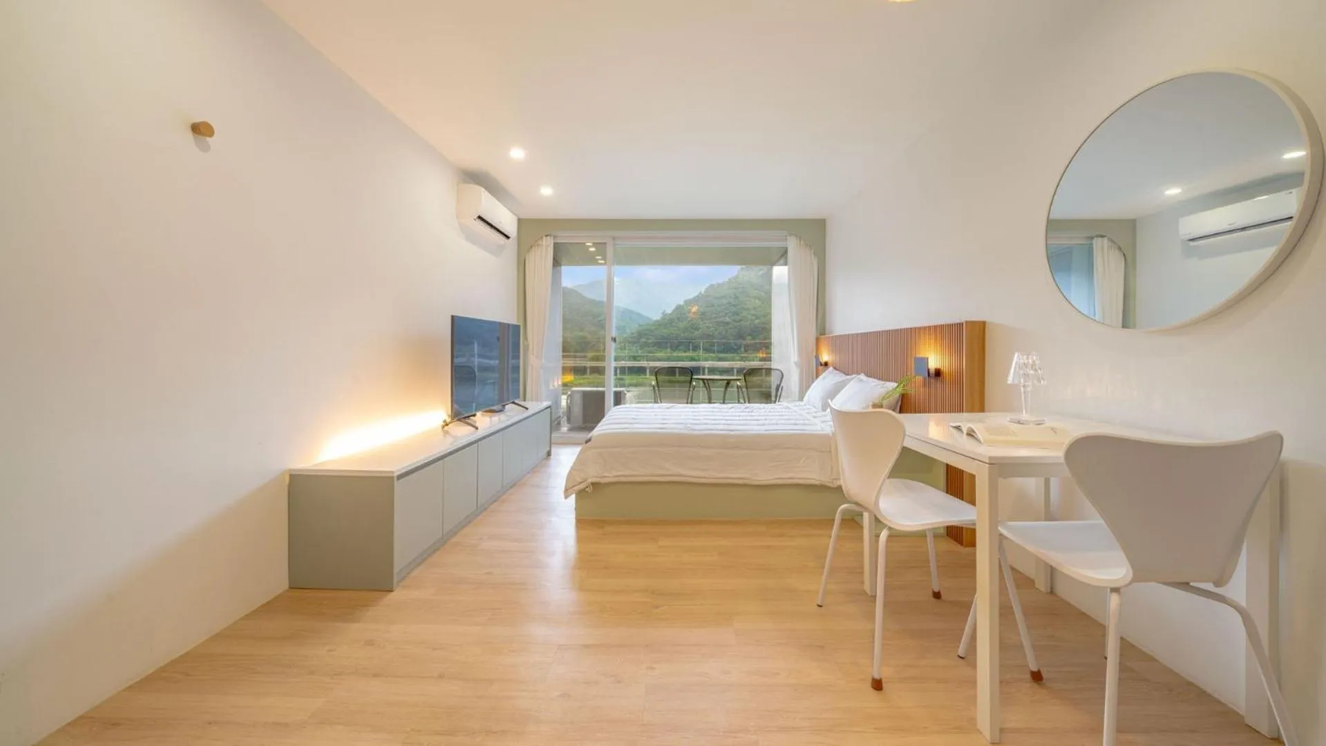 Gapyeong Rowa River view Pension