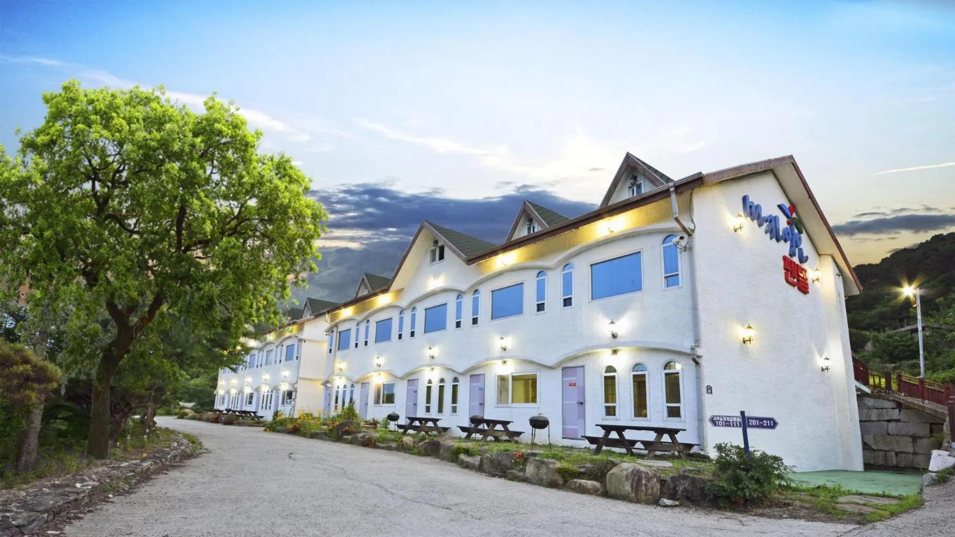 Tongyoung Macaio Pension