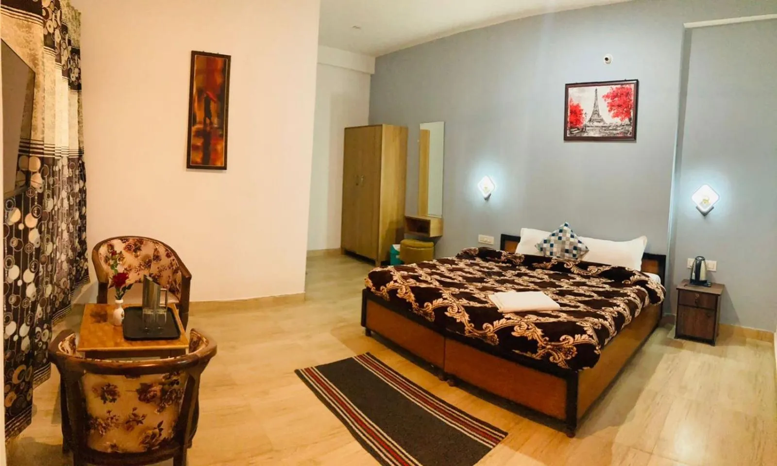 Snow Crest Residency - A Pure Veg Hotel