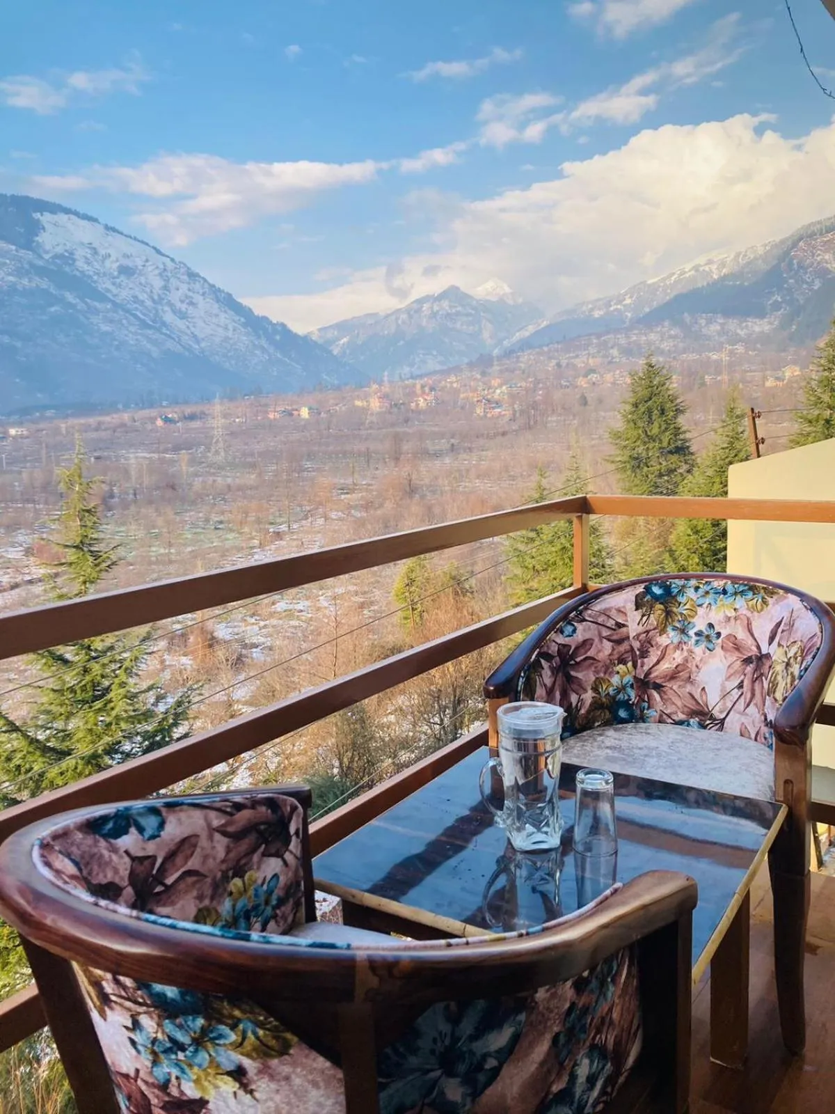 Double Room with Mountain View - single occupancy in Snow Crest Residency - A Pure Veg Hotel