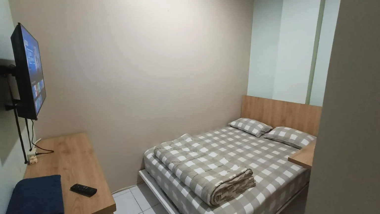 Standard Double Room in Behomy Cibinong Suite