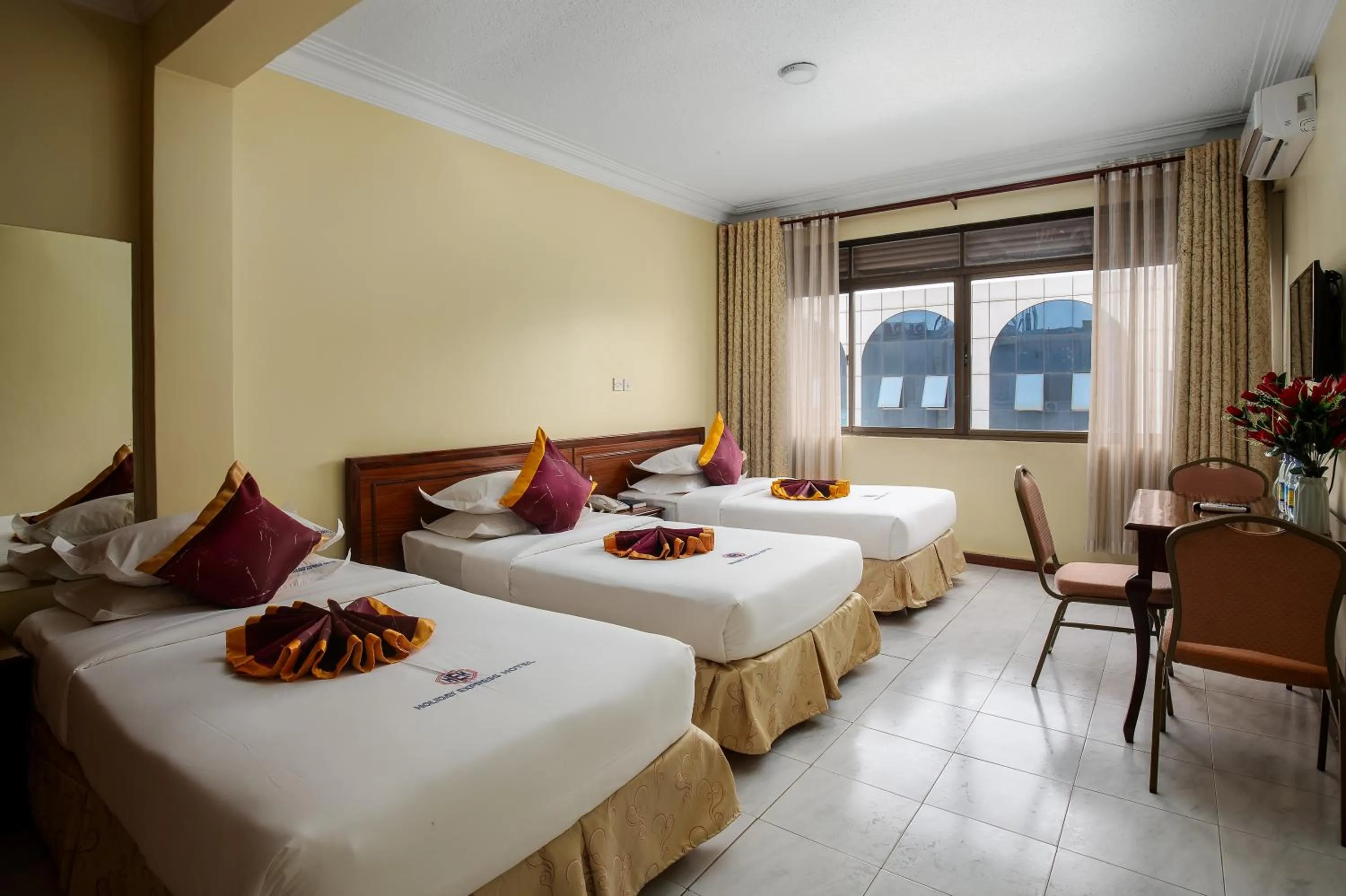 Classic Triple Room in Holiday Express Hotel Kampala