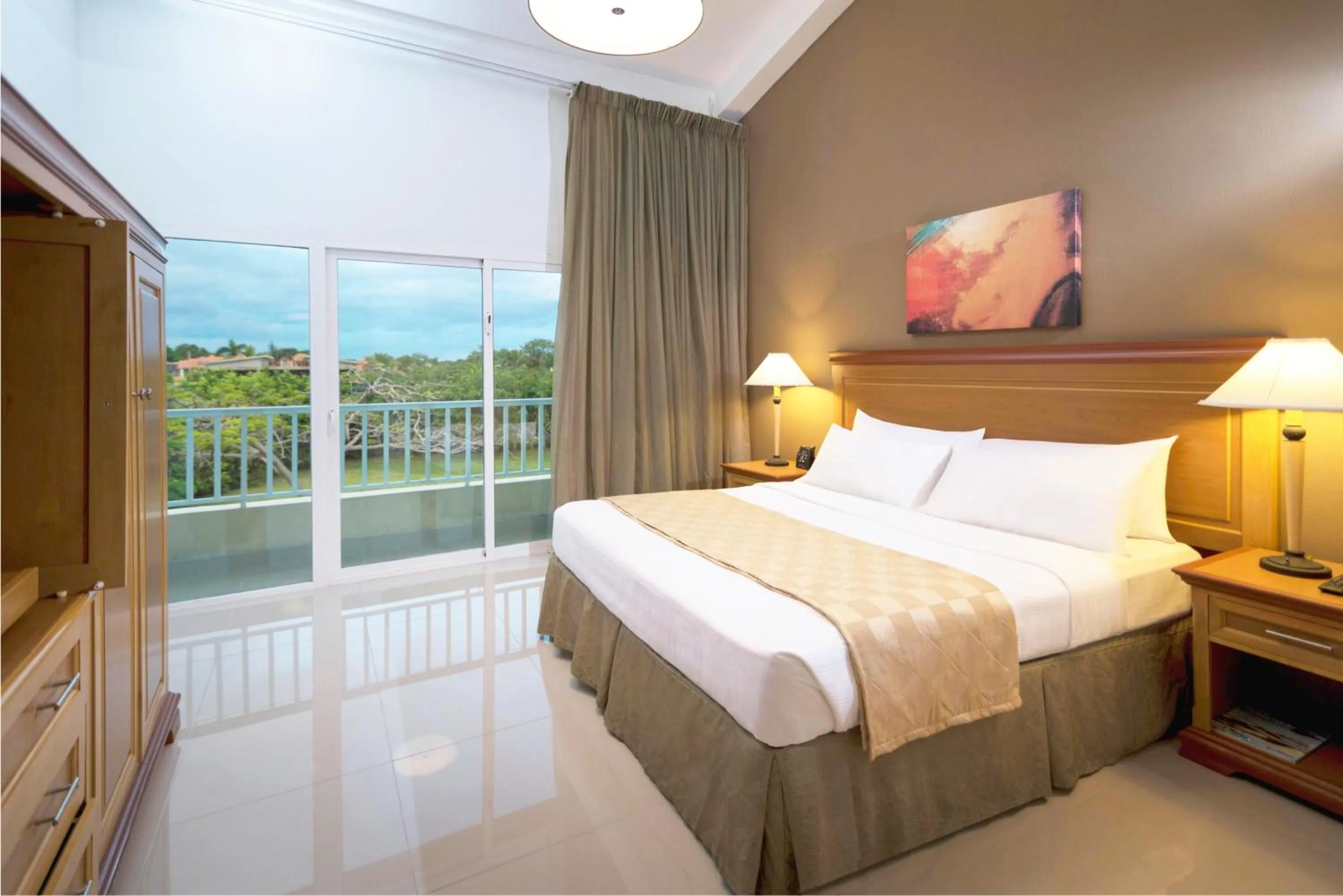 Deluxe Suite in Hodelpa Garden Suites - All Inclusive