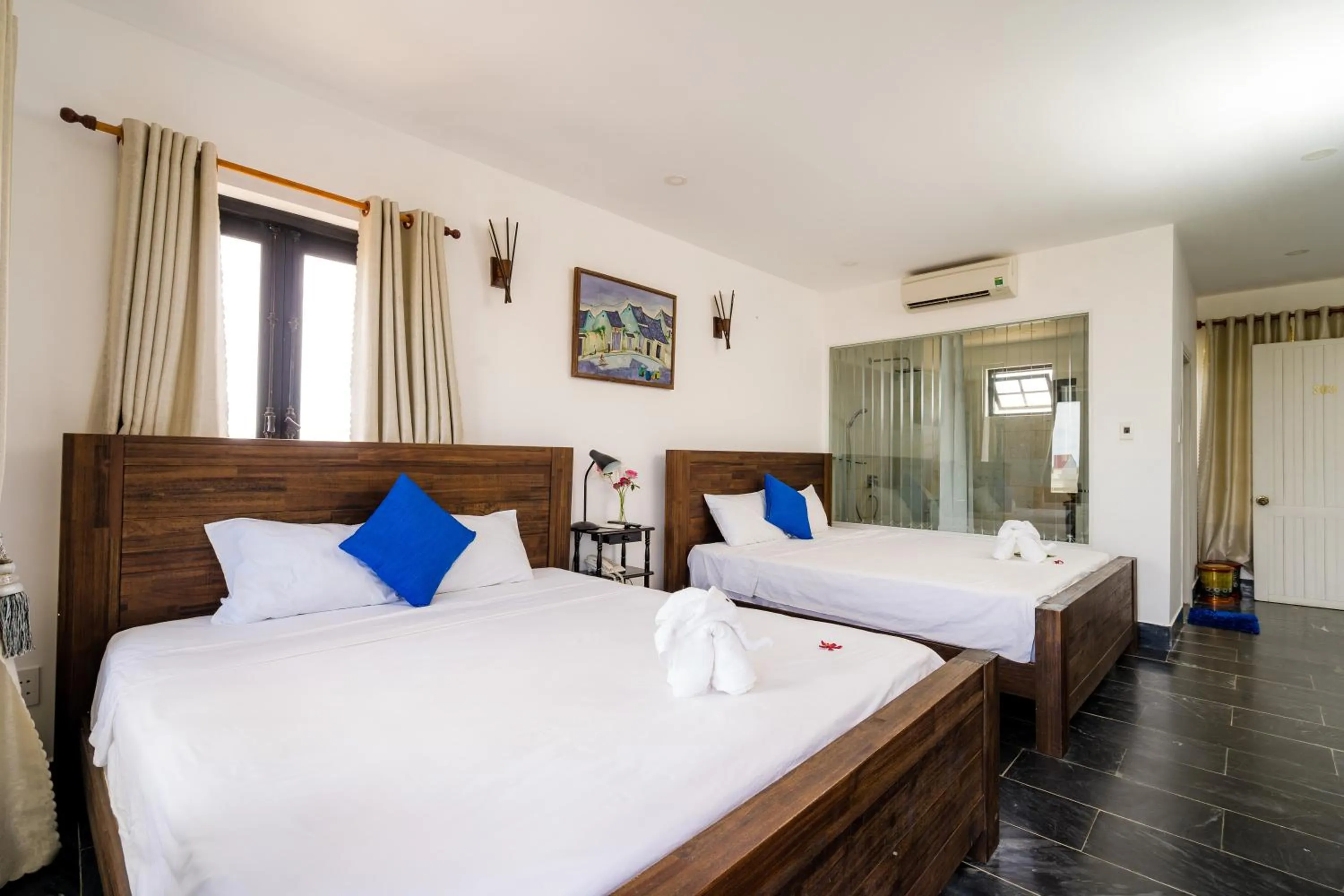Superior Twin Room in Blue An Bang Villa
