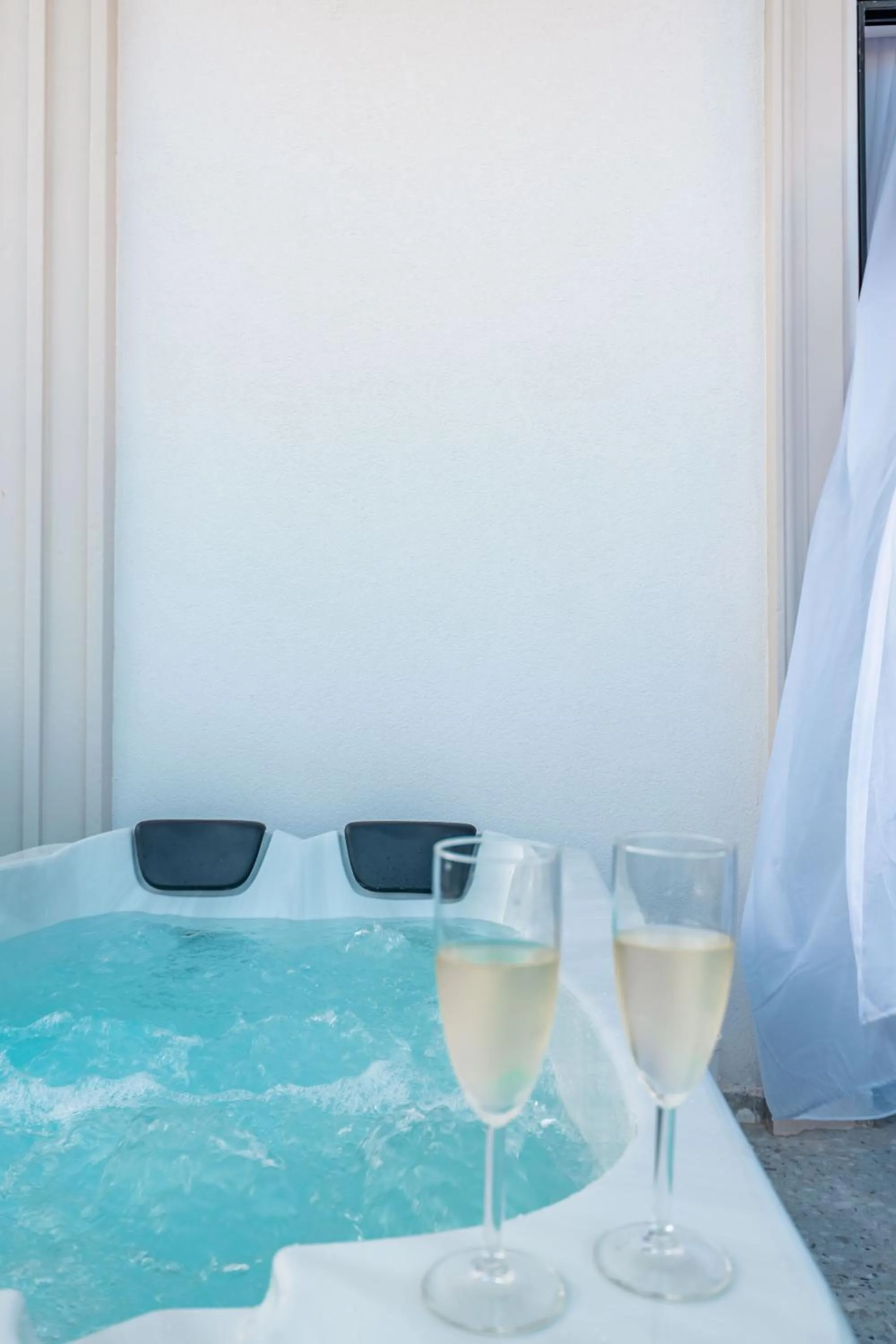 Superior Suite with Jacuzzi in Mae Select Hotel