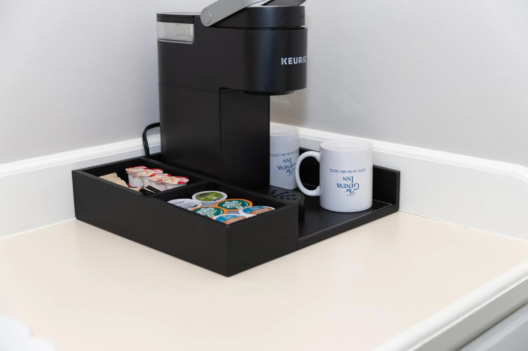 Deluxe Non-Lakeview King Room with Balcony in The Geneva Inn