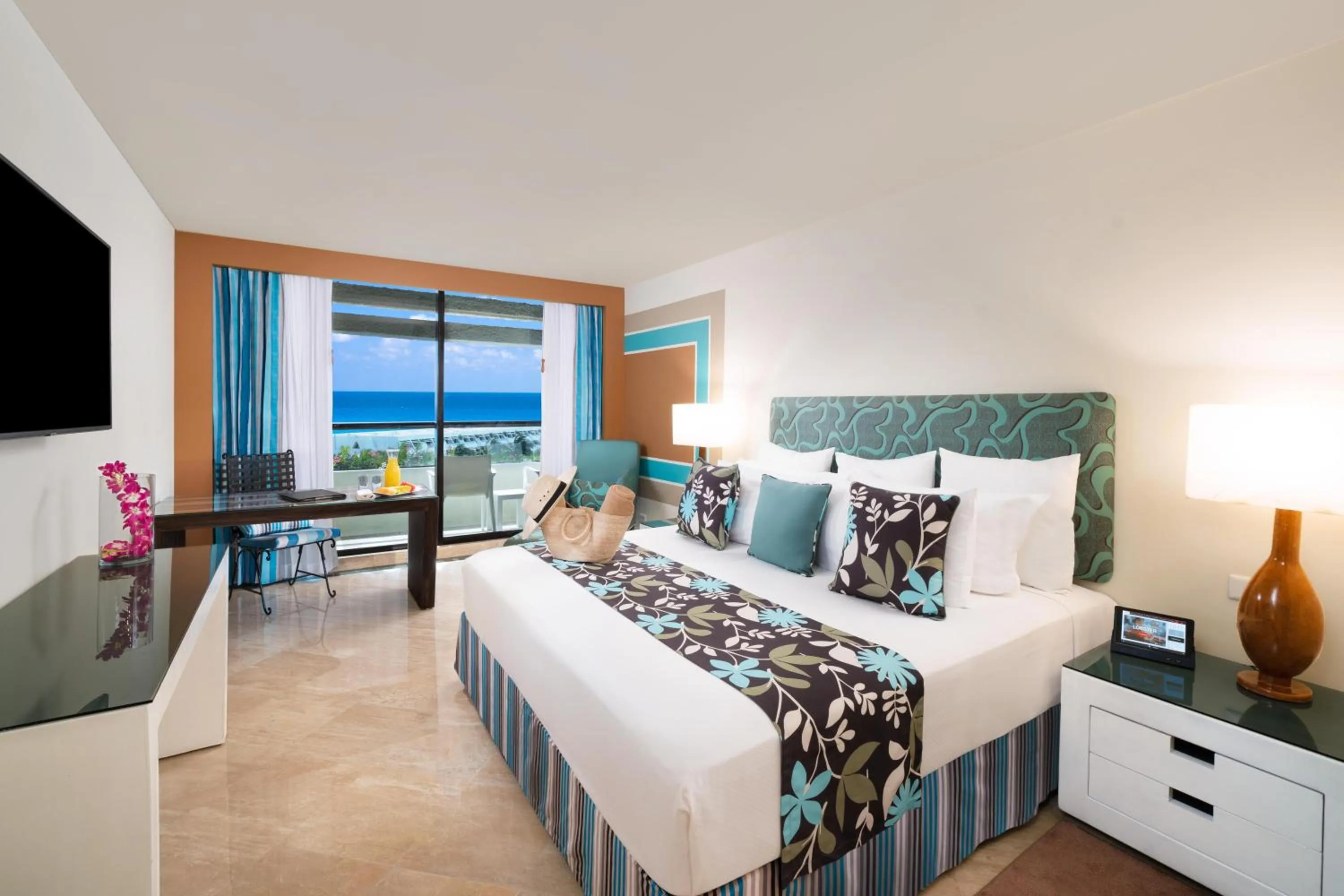 Sian Kaan Standard - Adults Only in The Pyramid Cancun by Oasis - All Inclusive