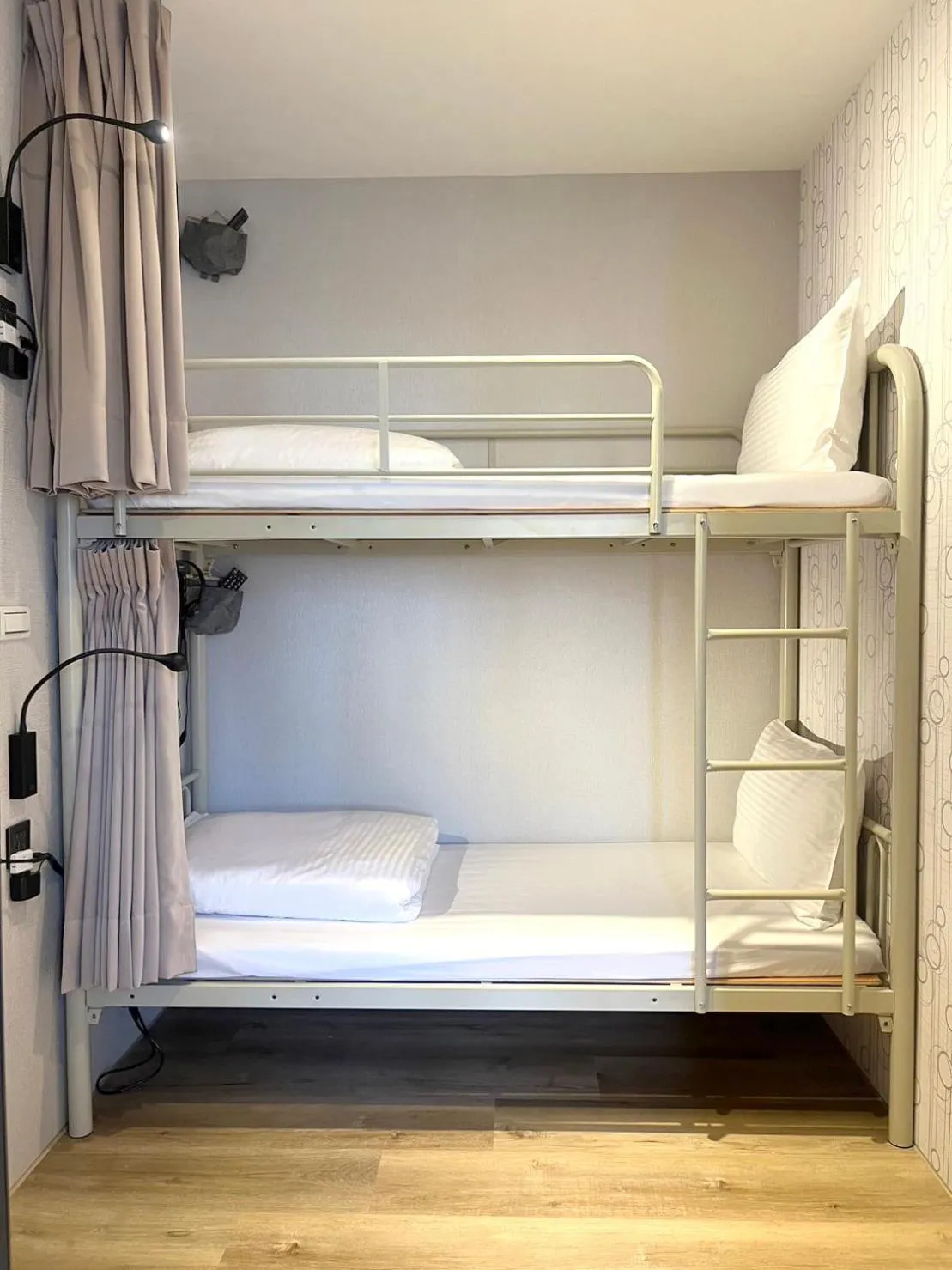 Male Dormitory Room in 綺樂文旅 康定館 Le Room Hotel Kangding